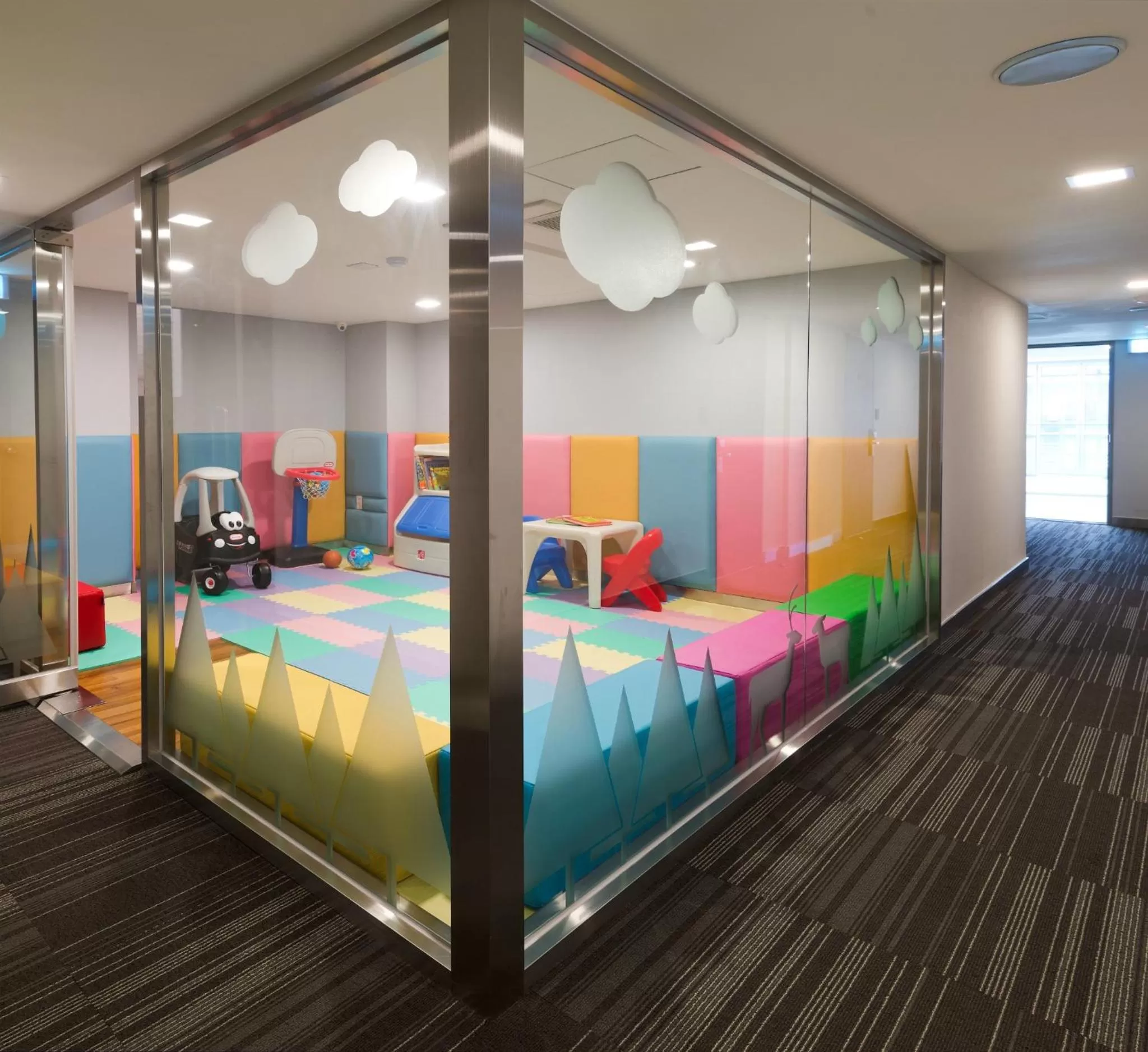 Area and facilities in Metro Hotel Myeongdong