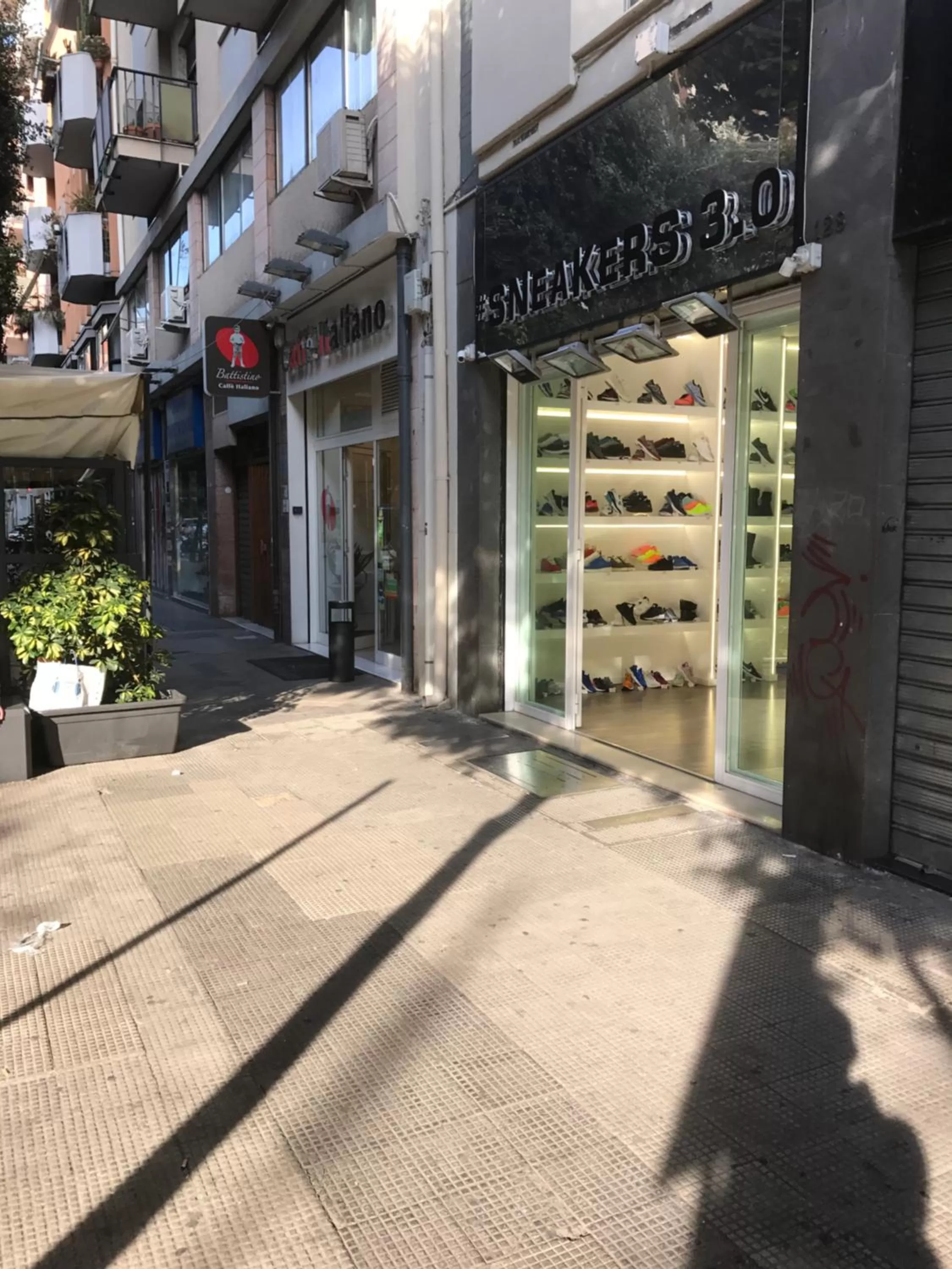 Neighbourhood in CAVOUR 124 -guest-room-