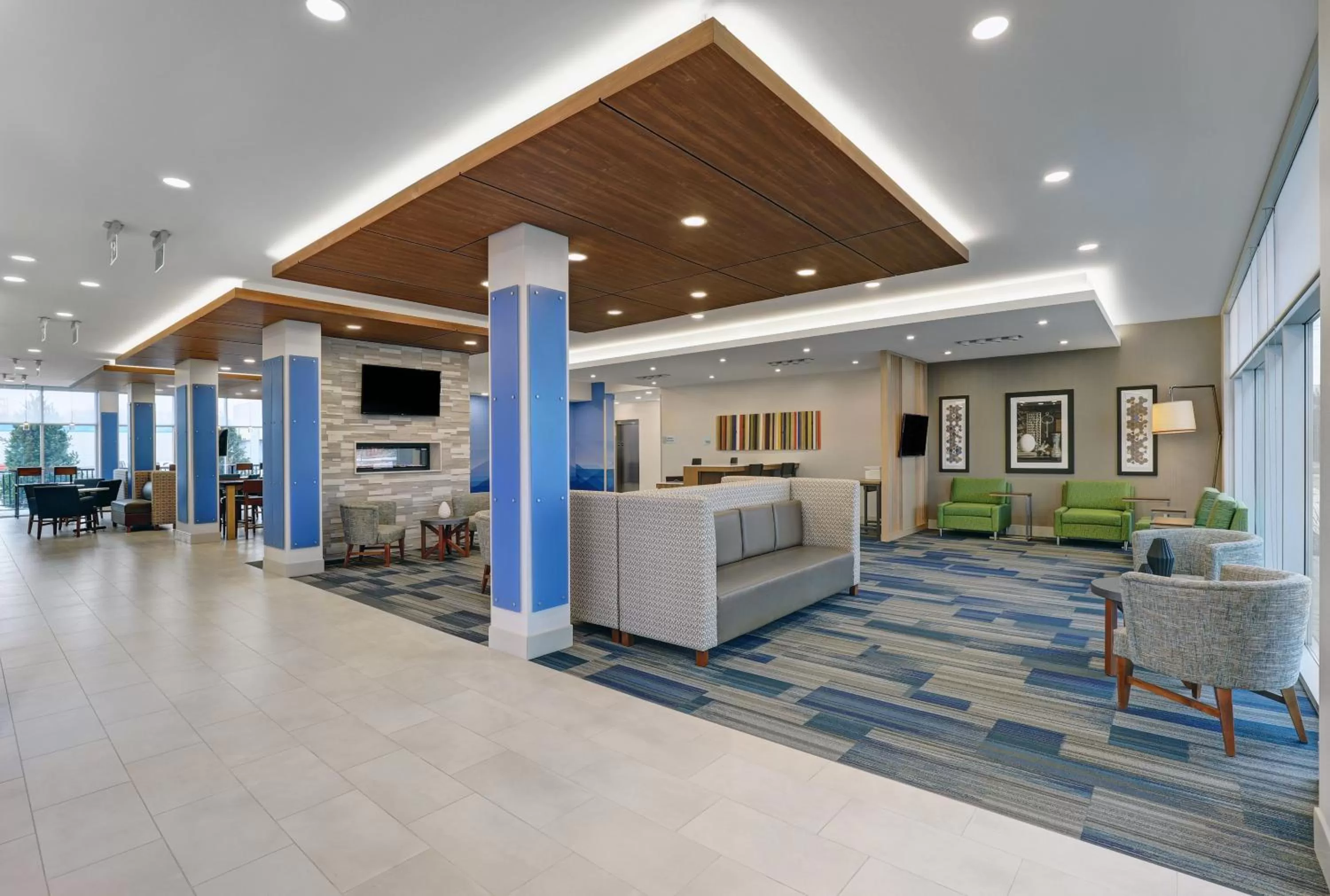 Lobby or reception in Holiday Inn Express & Suites - Collingwood