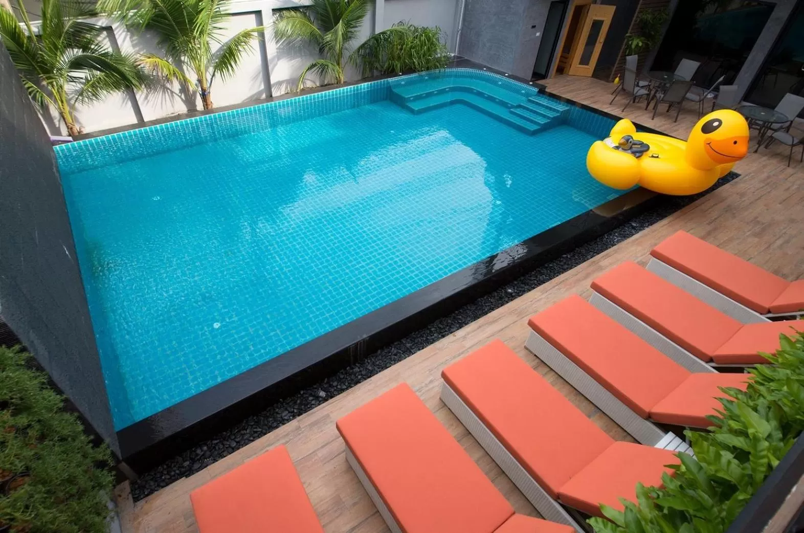 Swimming pool in V20 Boutique Jacuzzi Hotel