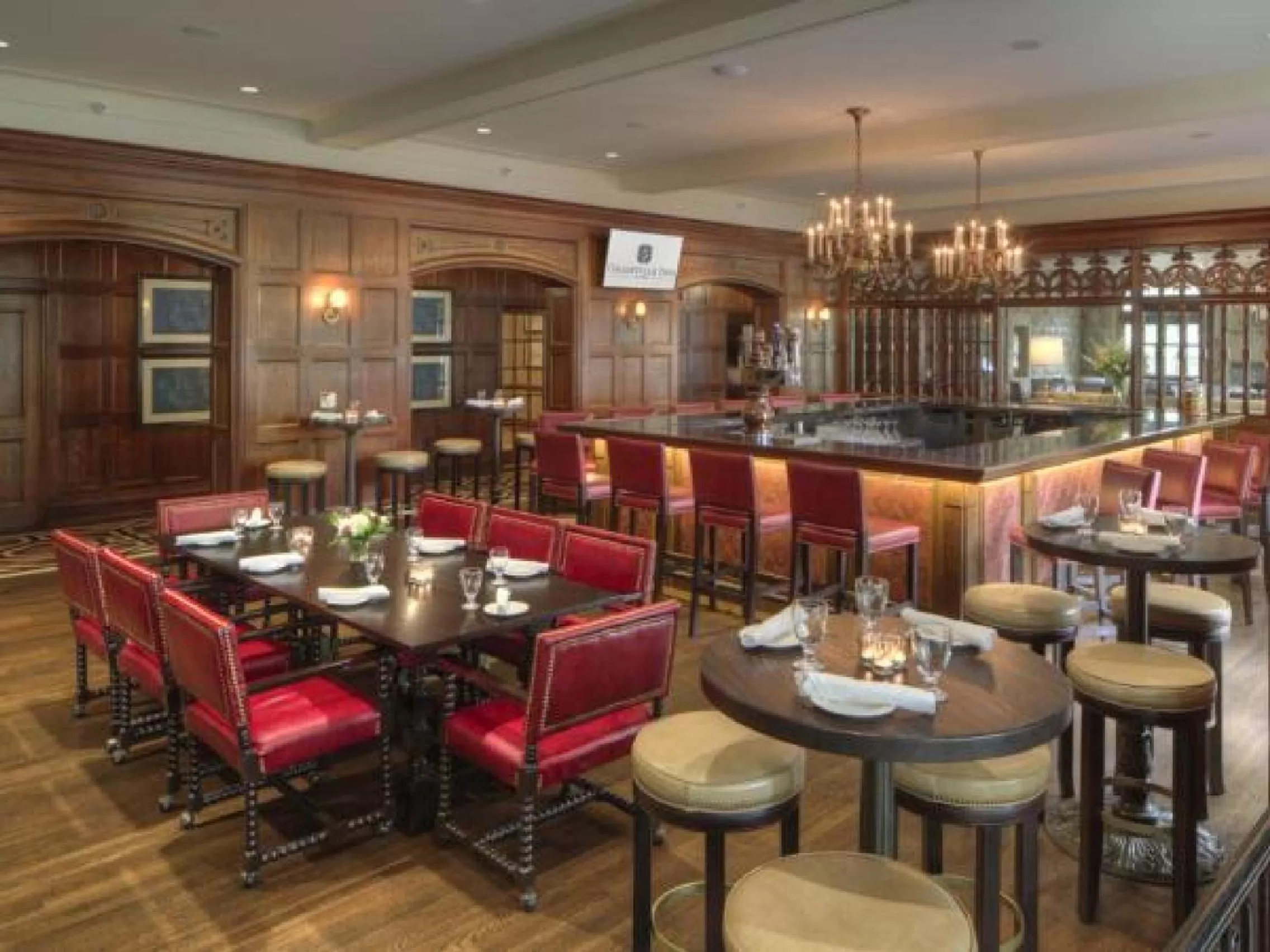 Lounge or bar in Granville Inn