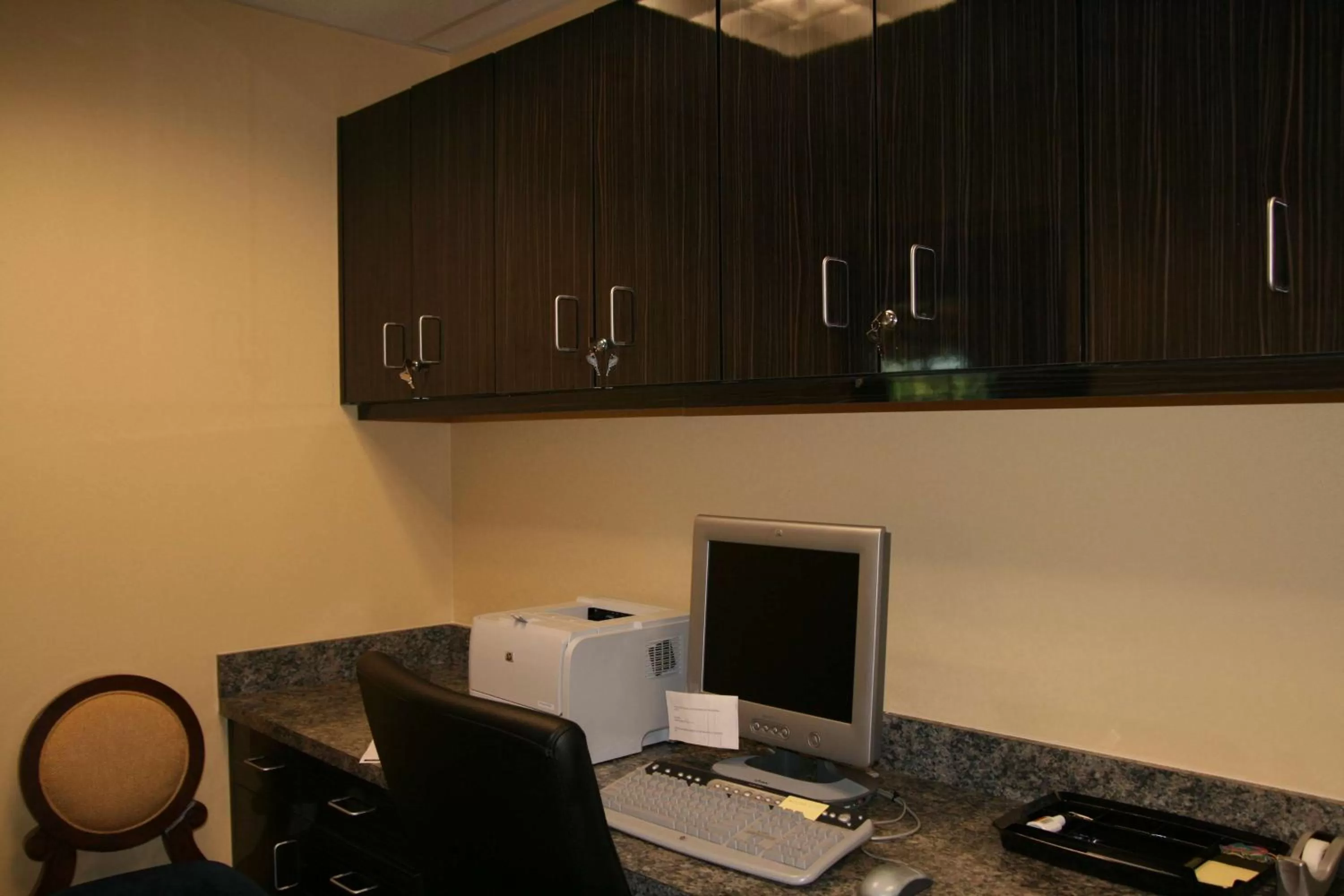Business facilities in Hampton Inn & Suites McAlester