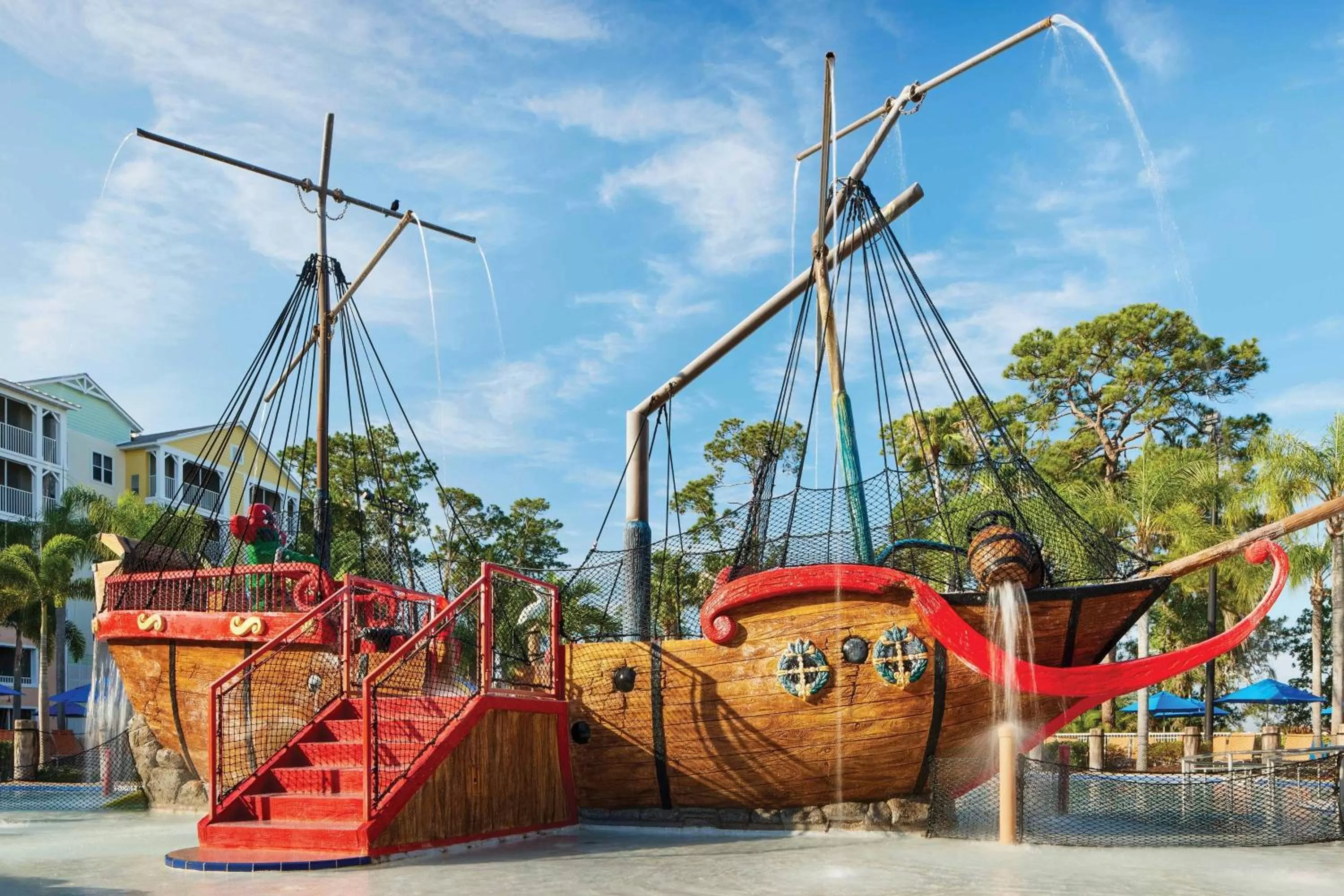 Swimming pool in Marriott's Harbour Lake