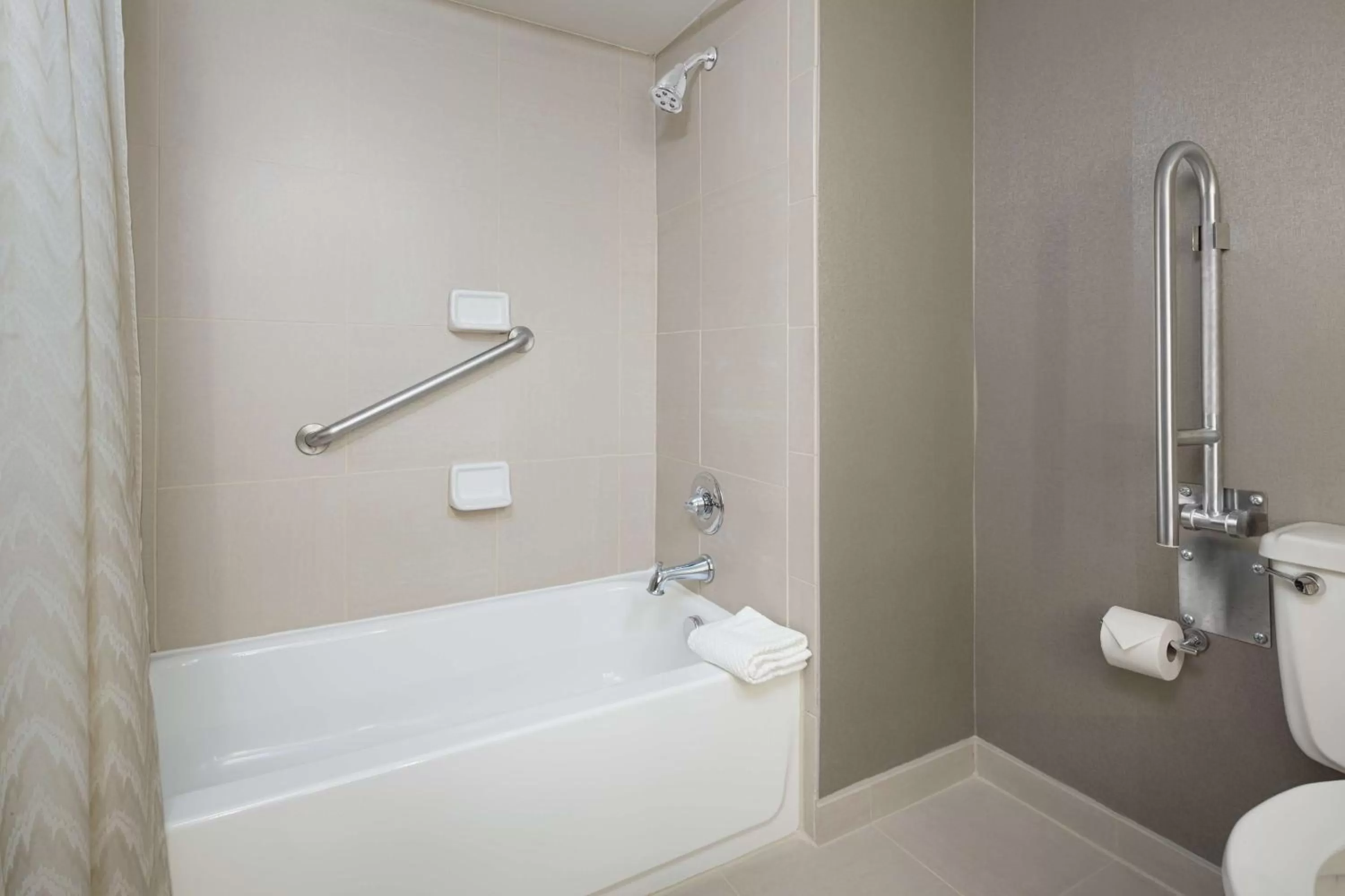 Bathroom in DoubleTree by Hilton Dallas Near the Galleria