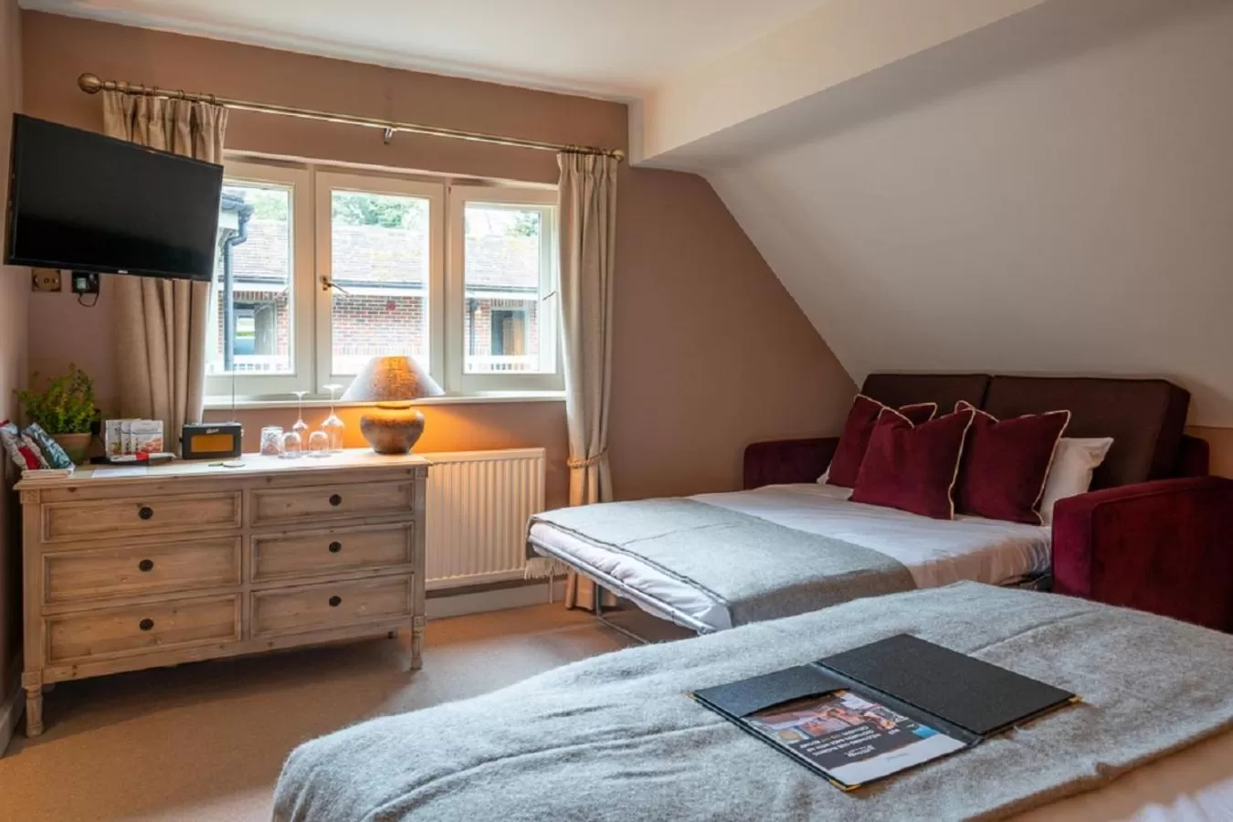 Bed in The Bird In Hand