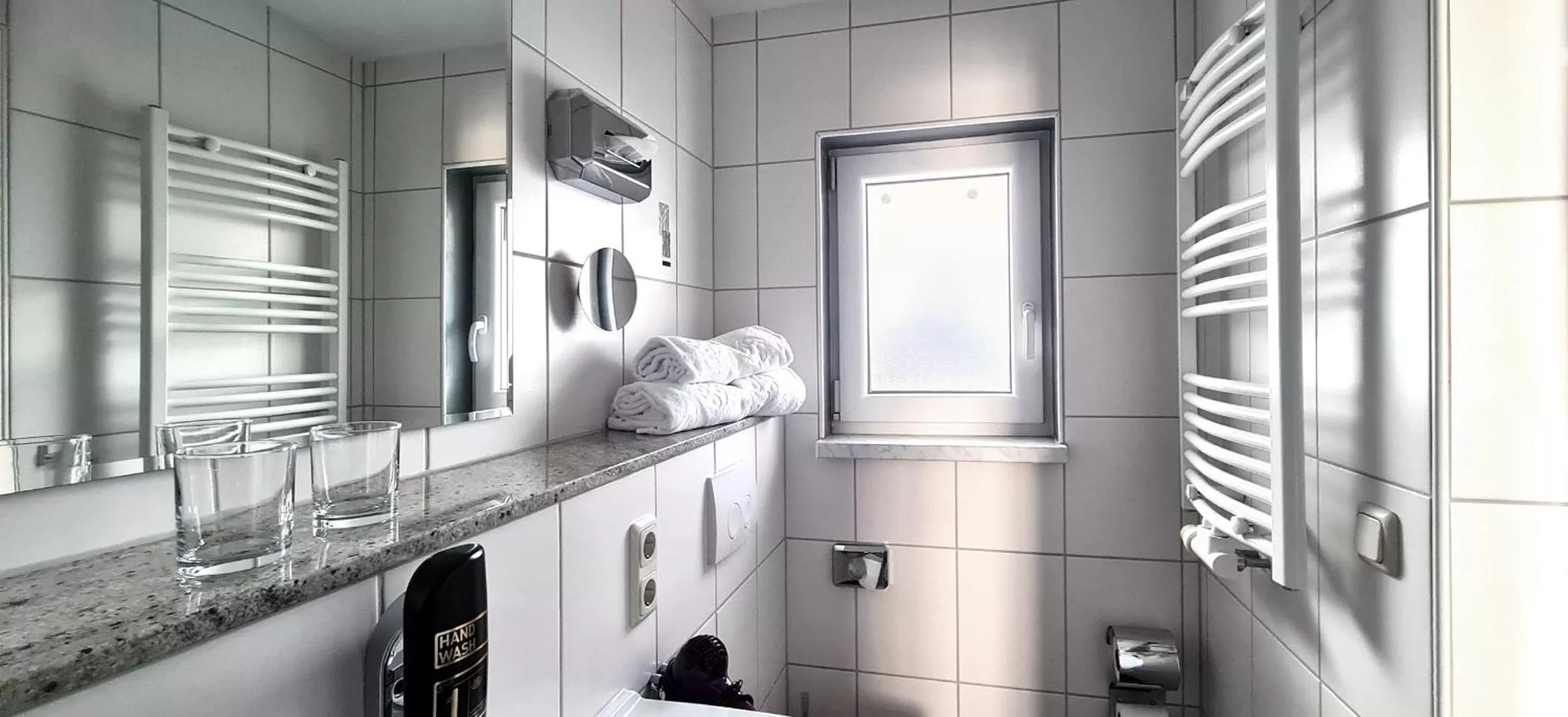 Bathroom in Donau-Hotel