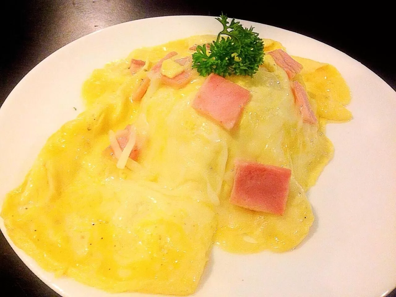 Food and drinks in Huan Kawin Est.58 Lanna Home & Collection