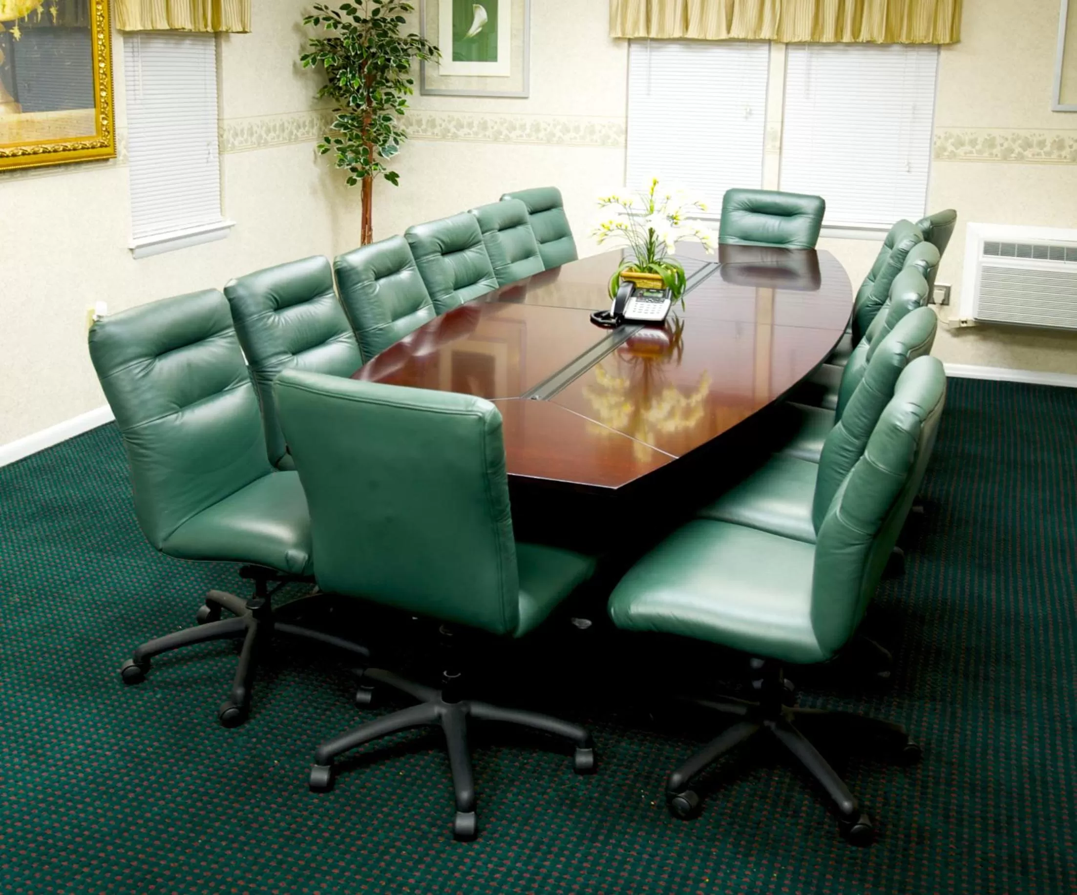 Meeting/conference room in Executive Inn & Suites Upper Marlboro