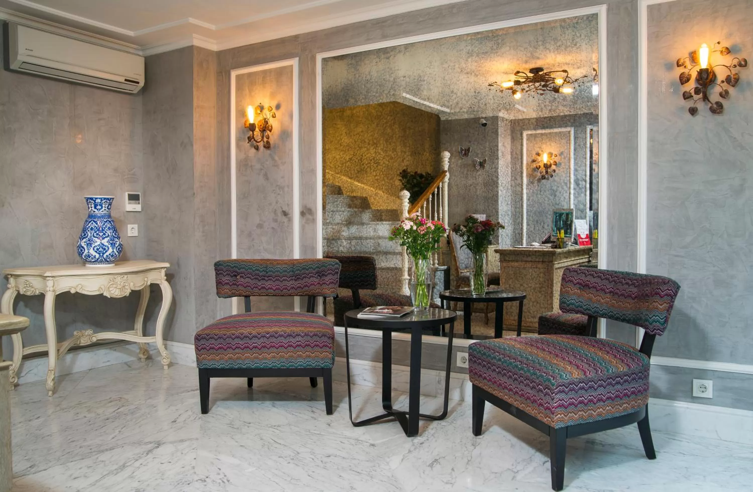 Lobby or reception in Amofta Hotel Taksim
