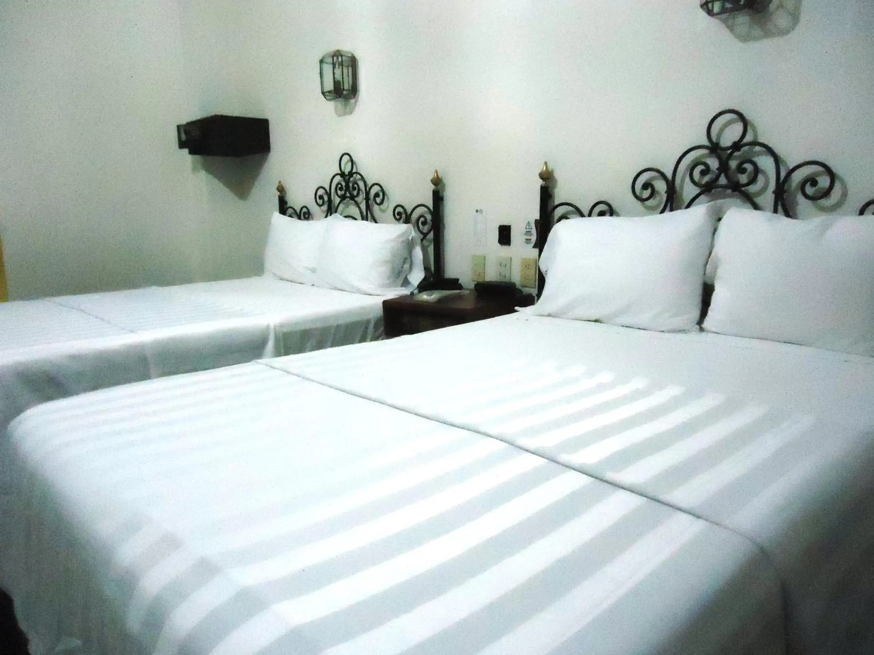 Standard Twin Room in Hotel Concierge Plaza Colima Standard Twin Room in Hotel Concierge Plaza Colima