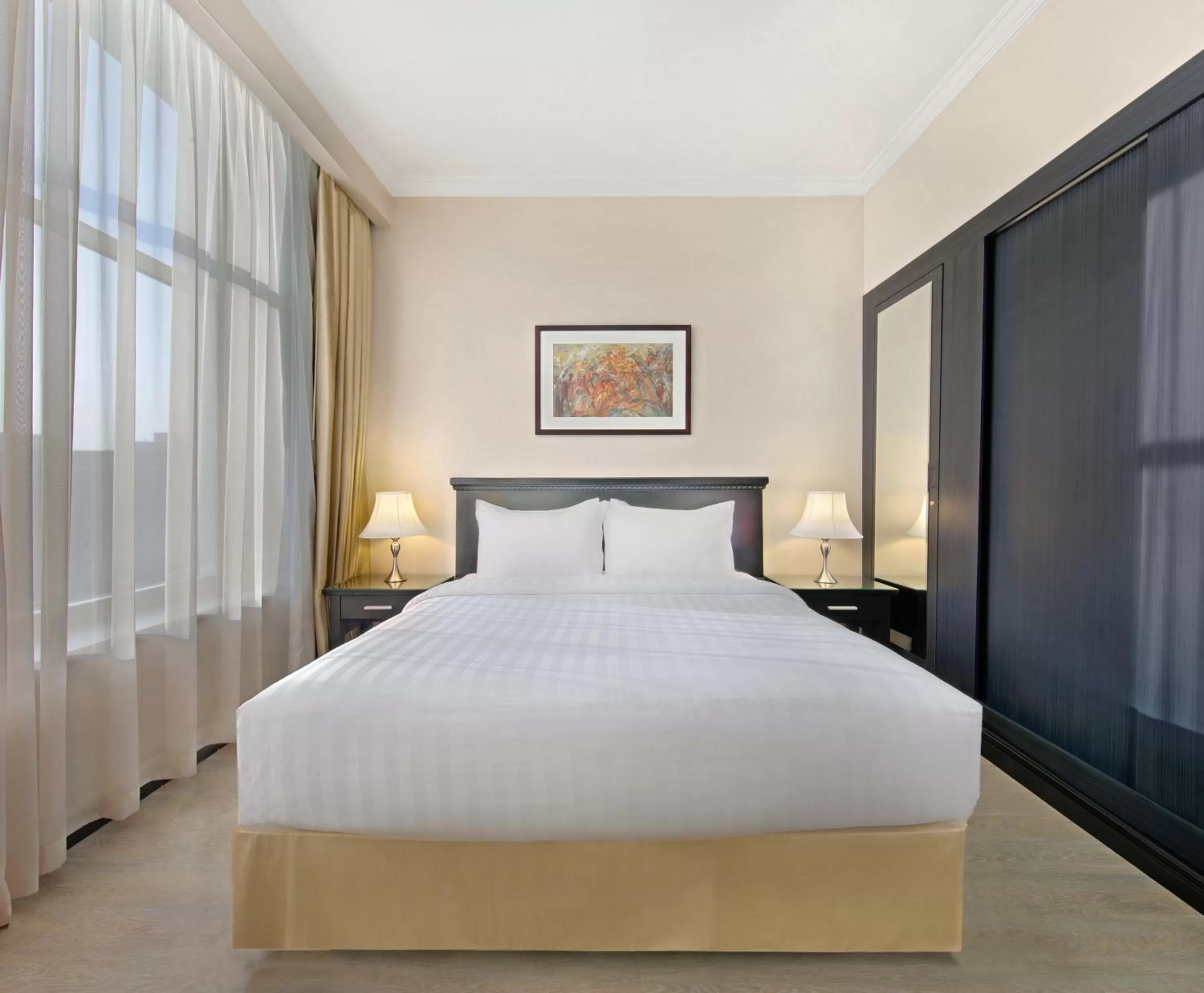 Bedroom, Bed in Ezdan Hotel West Bay