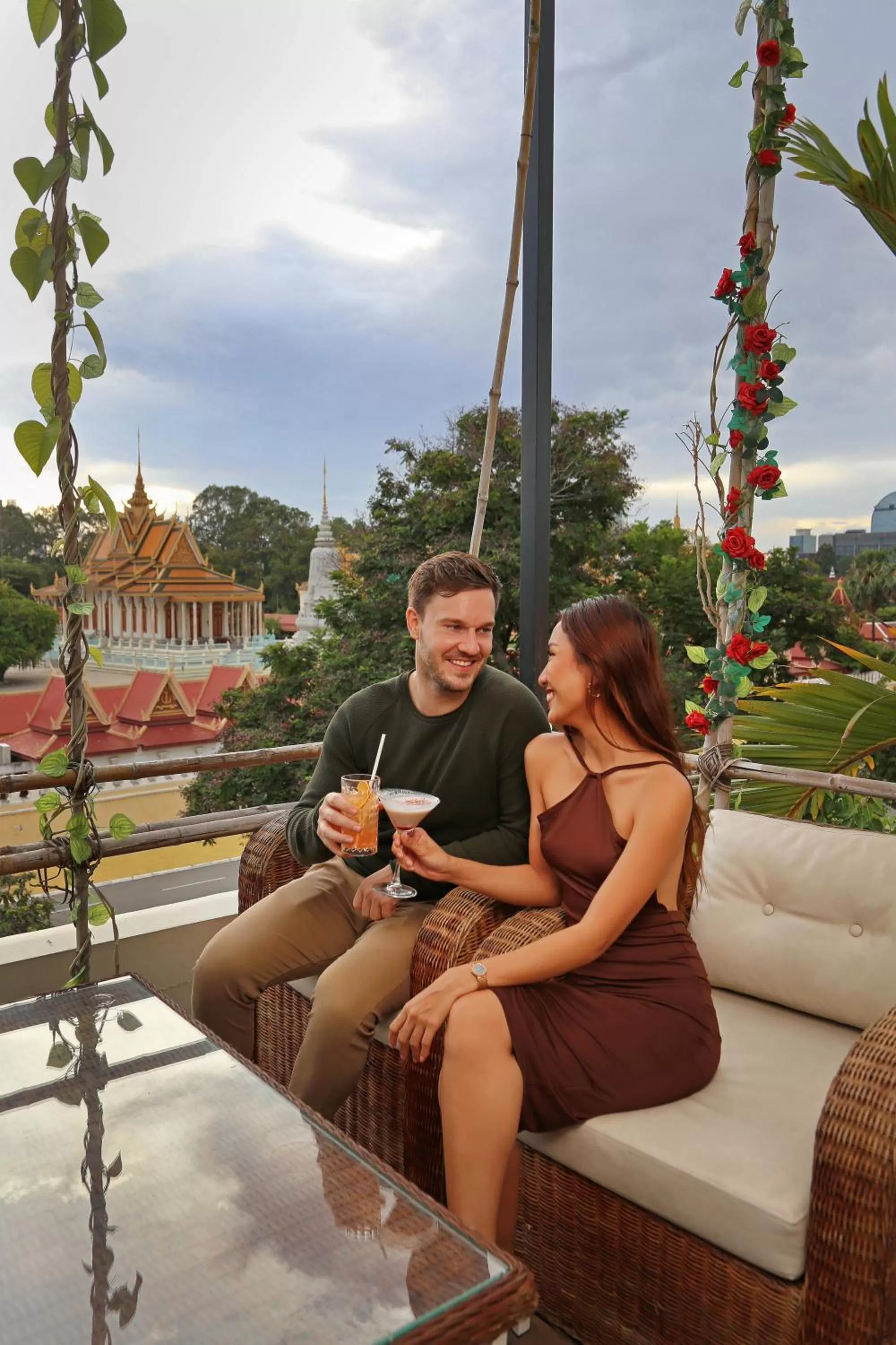 Restaurant/places to eat in Palace Gate Hotel & Resort by EHM