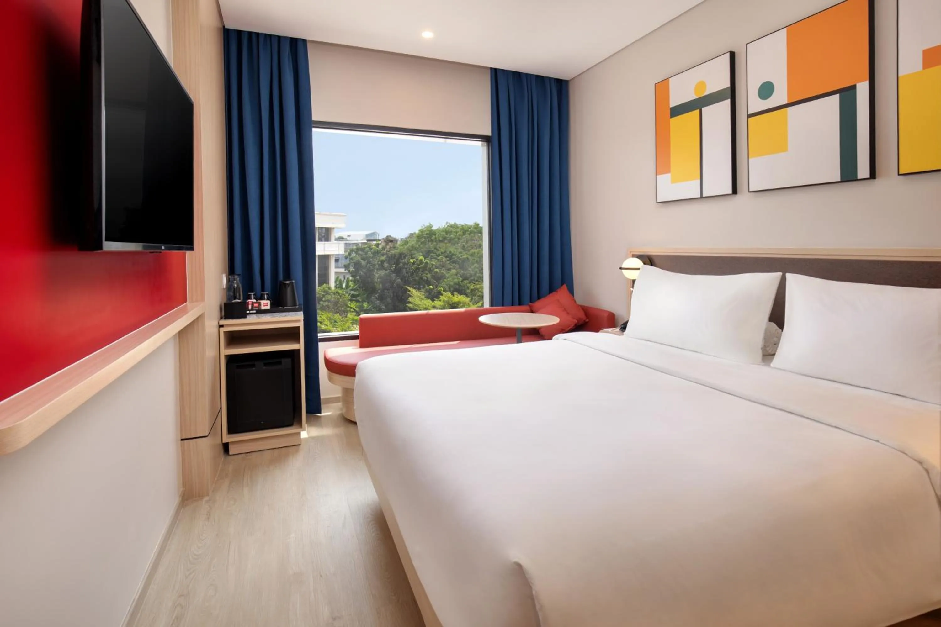 Bedroom, Bed in ibis Palembang Sanggar