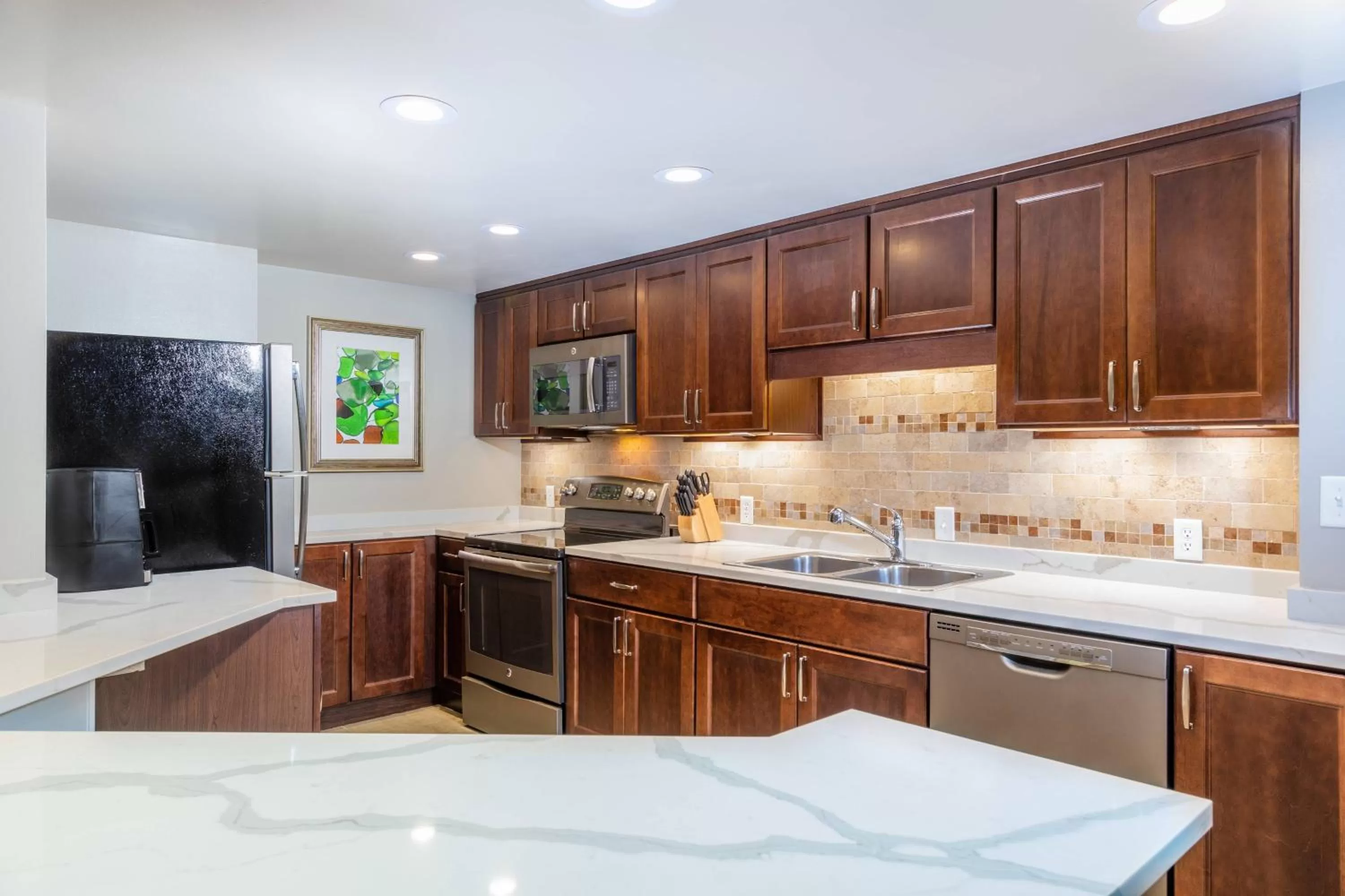 Kitchen or kitchenette in Marriott's Royal Palms