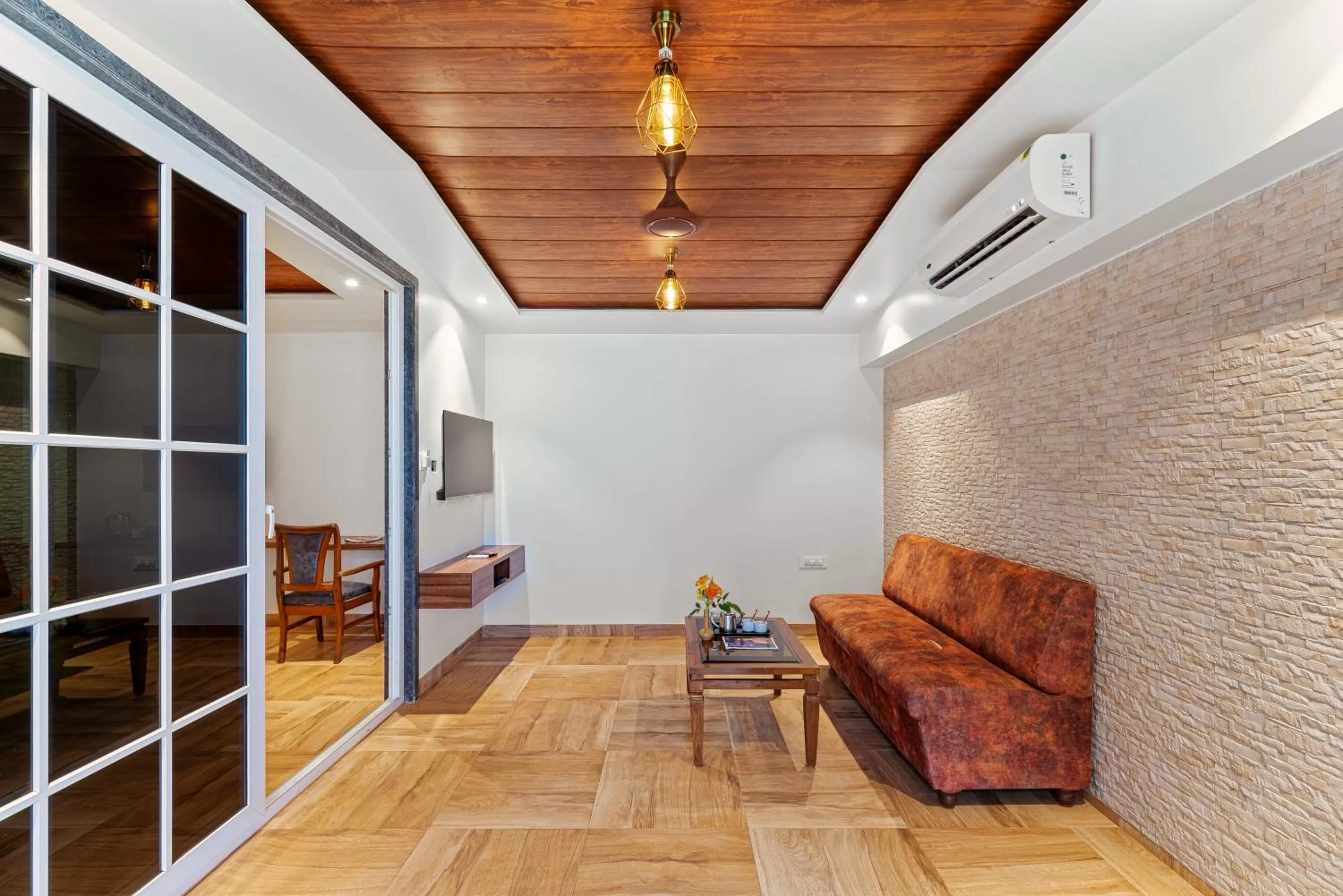 Living room in Mayur Retreat & Spa