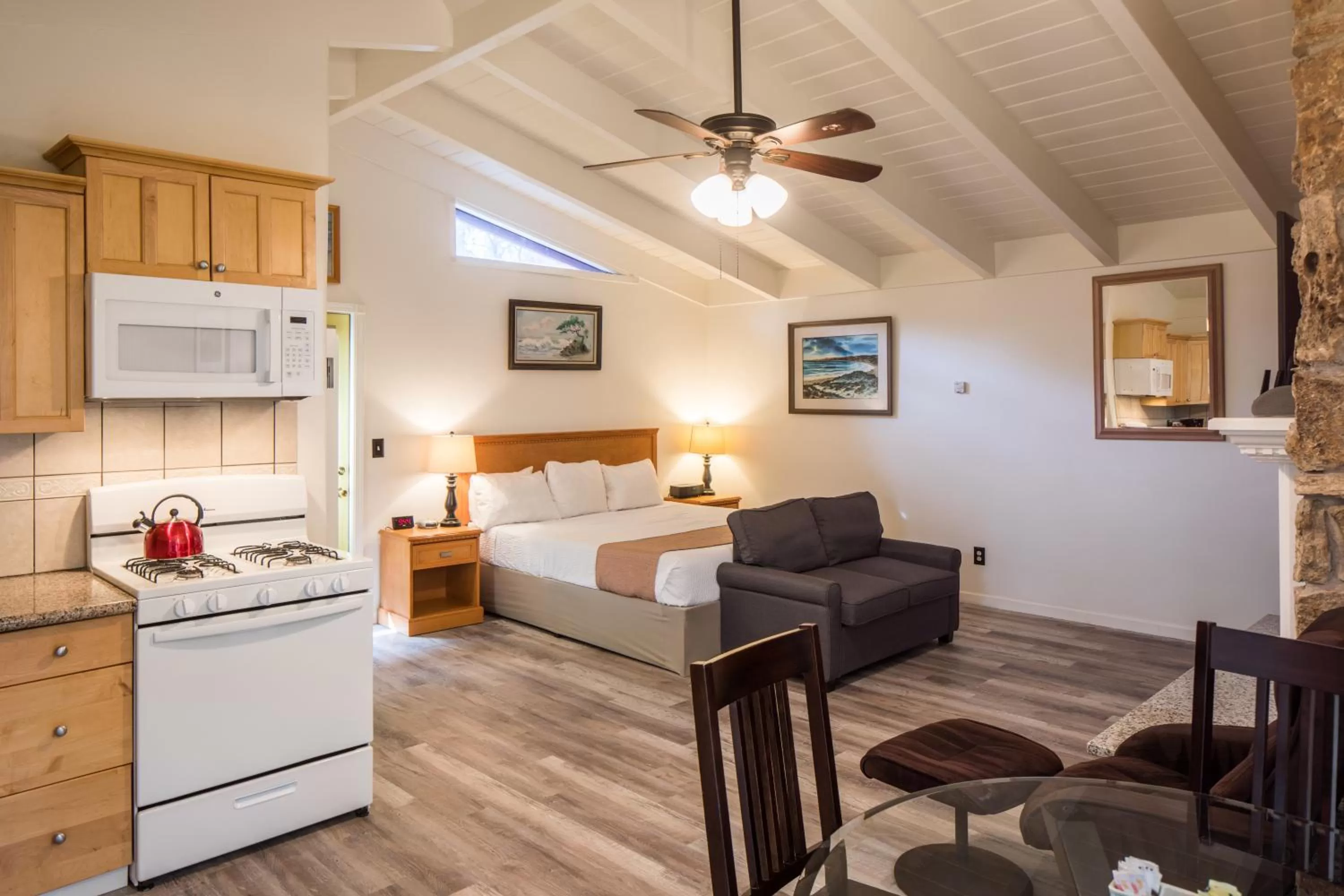 Bed in Andril Fireplace Cottages