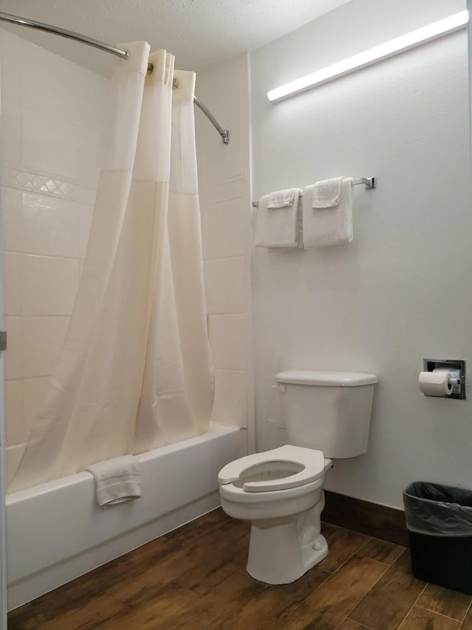 Texas Inn and Suites Raymondville