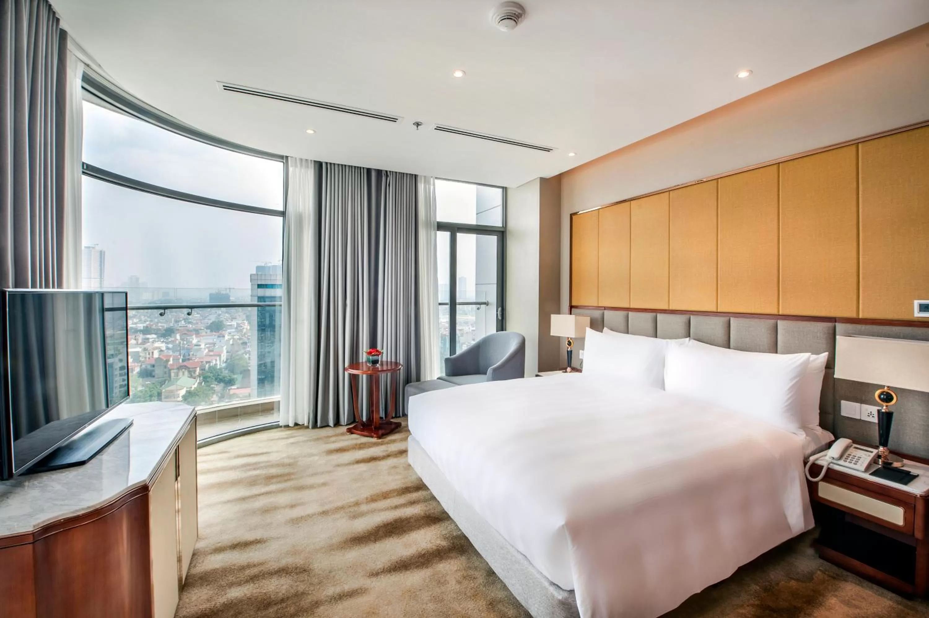 City view, Bed in Wyndham Garden Hanoi
