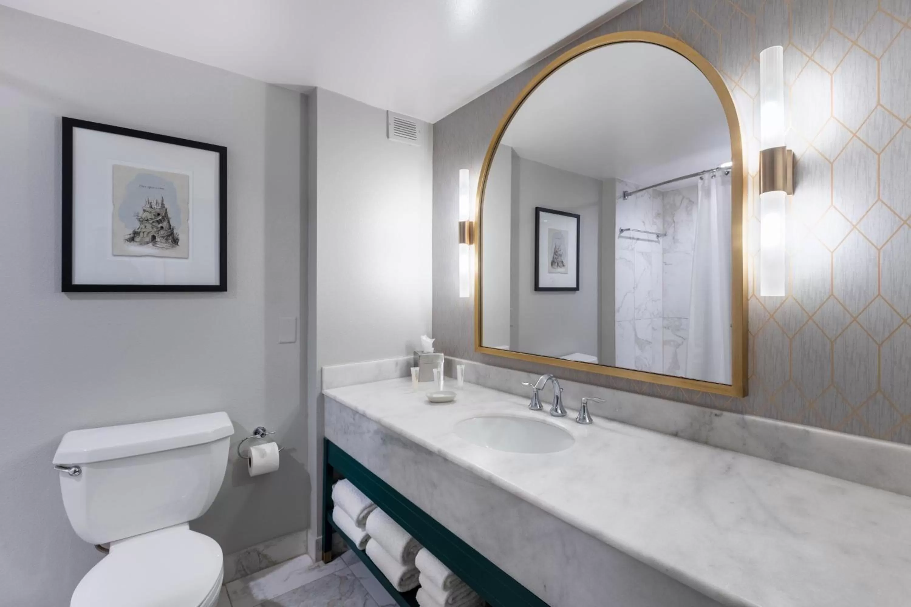 Bathroom in Castle Hotel, Autograph Collection