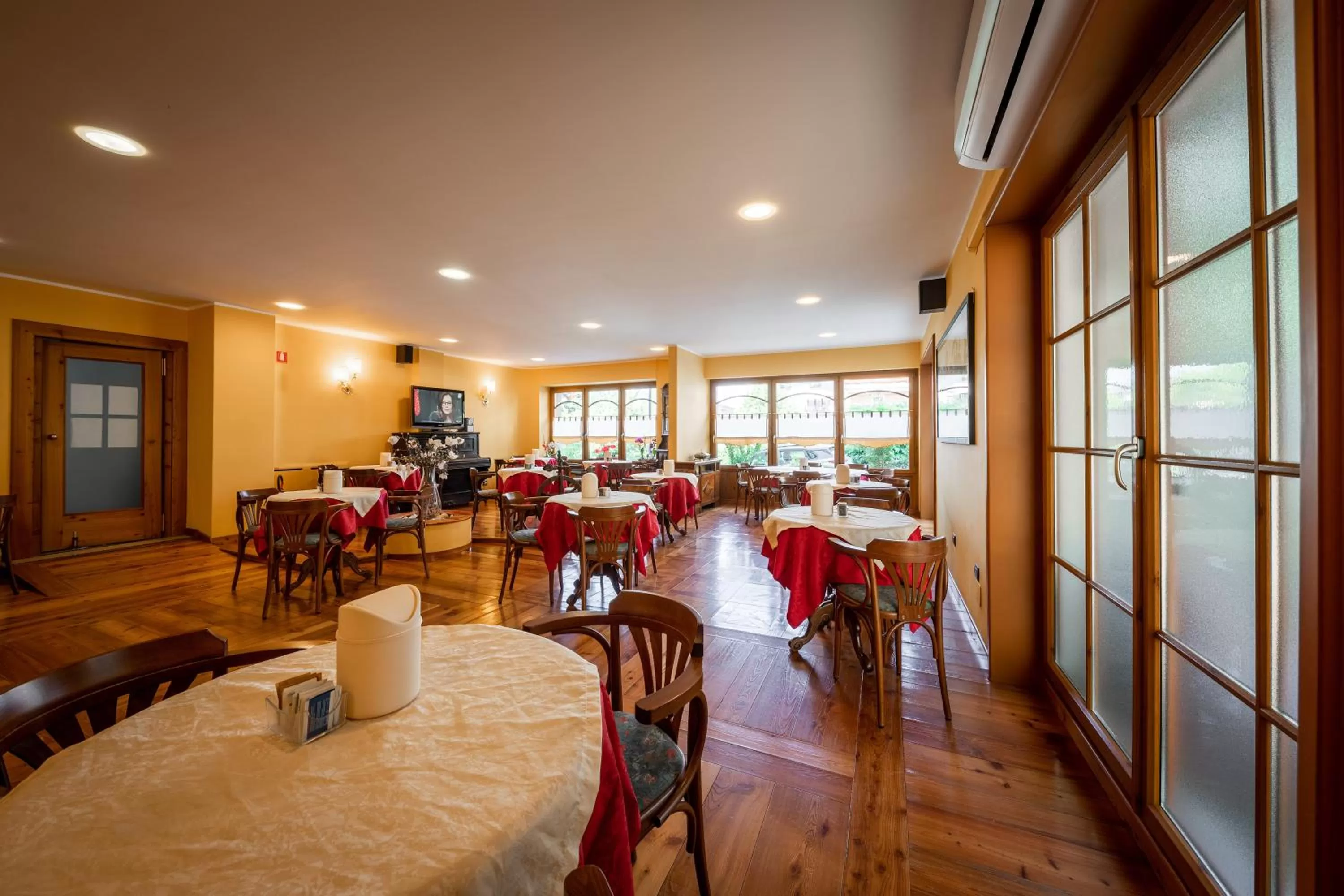 Lounge or bar in Hotel Elena