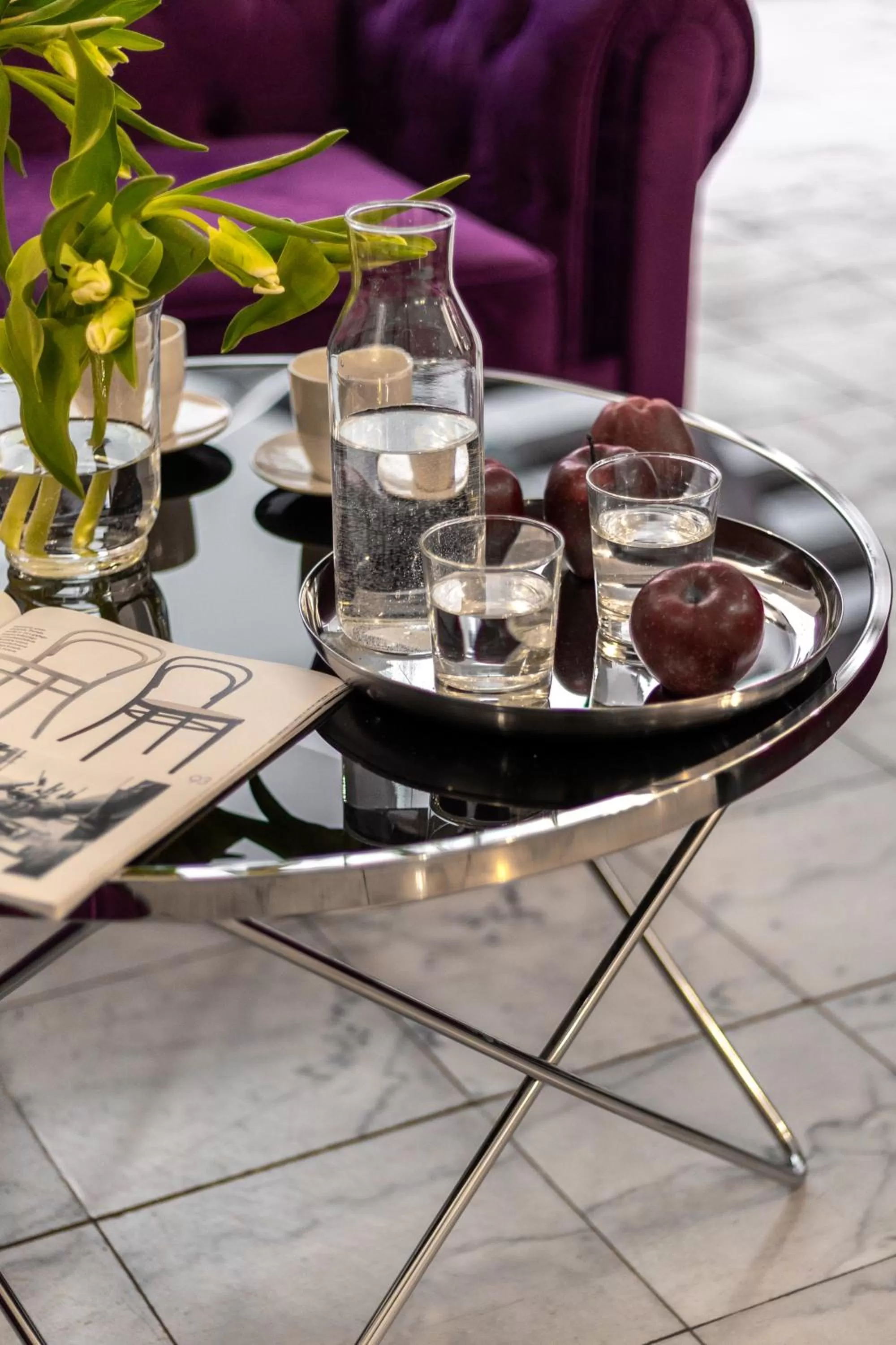 Living room in Hotel Sofia by The Railway Station Wroclaw