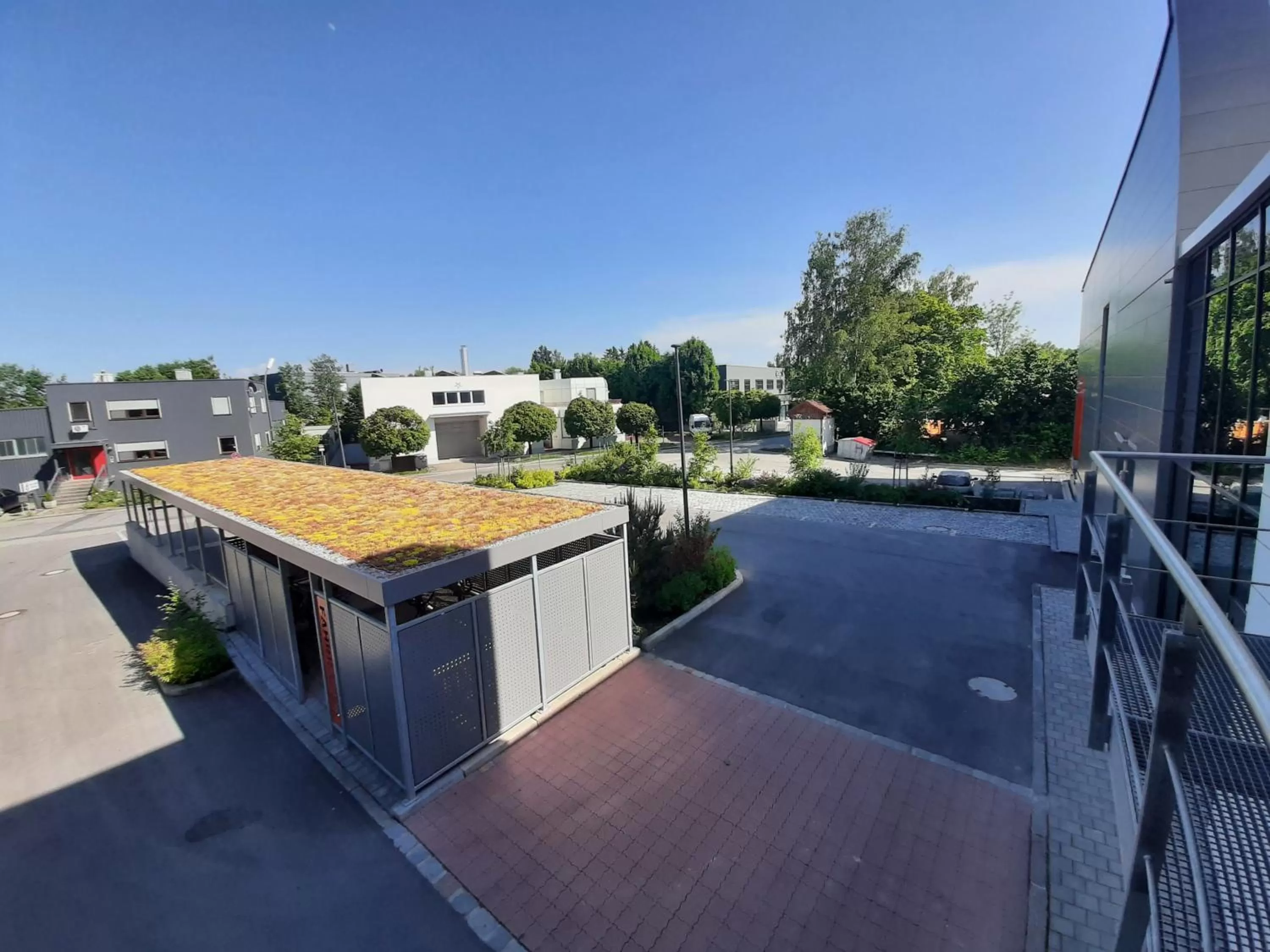 Parking in Hotel Garni Fischerfleck in Ismaning near Munich