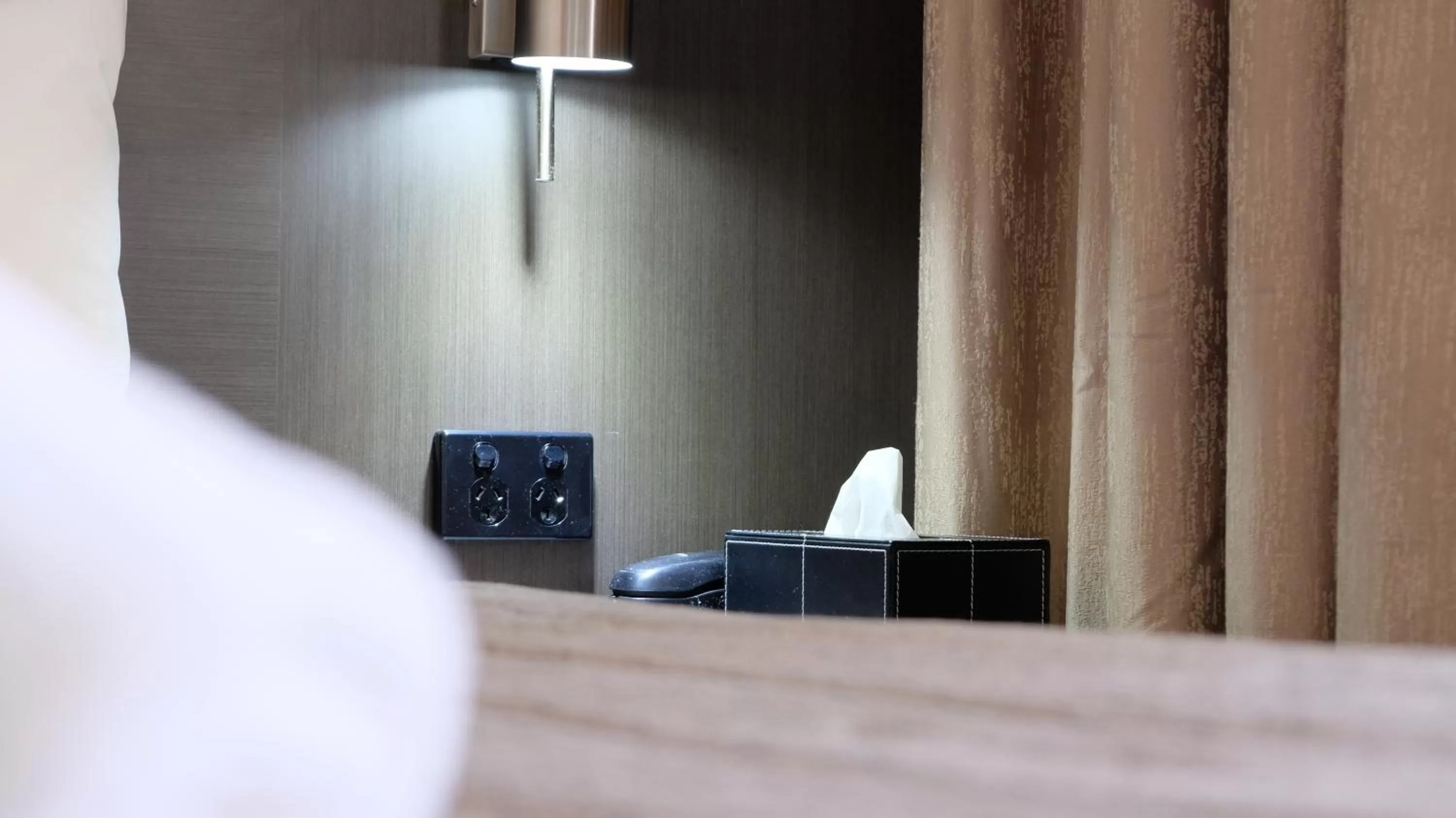 Bed in Loddon River Motel Kerang