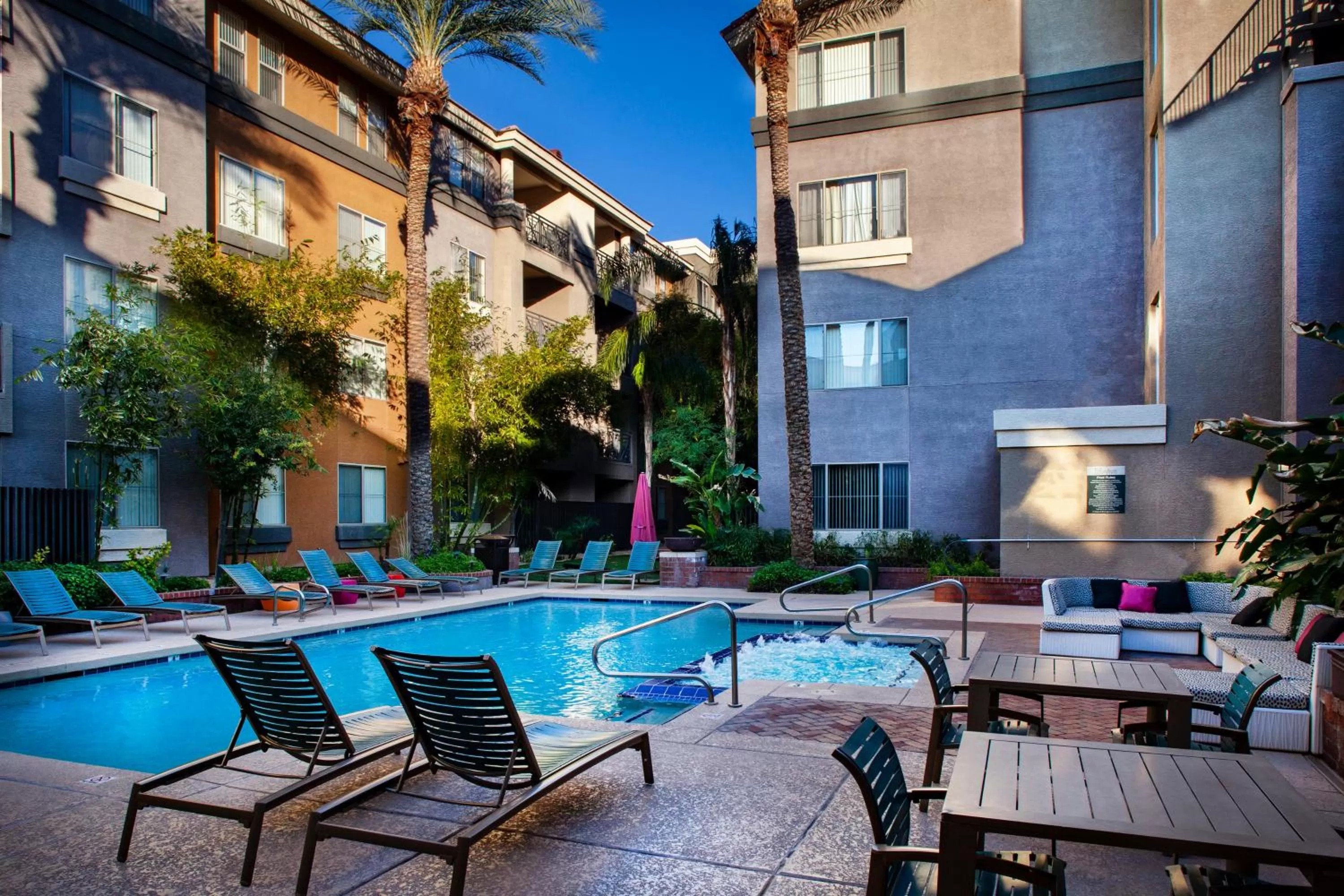 Swimming Pool in Luxury Condos by Meridian CondoResorts- Scottsdale