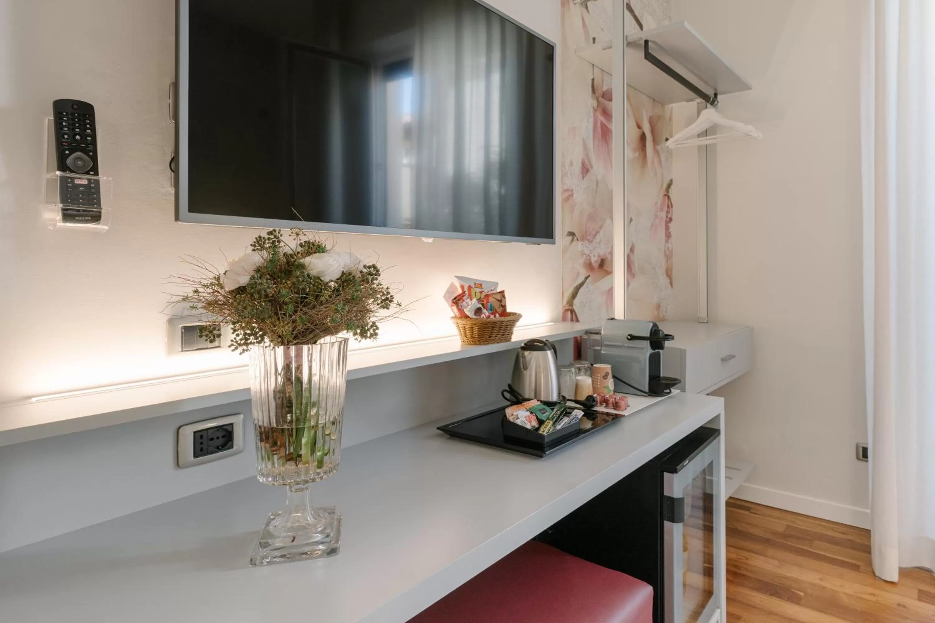 TV and multimedia in Hotel Giulietta e Romeo ***S