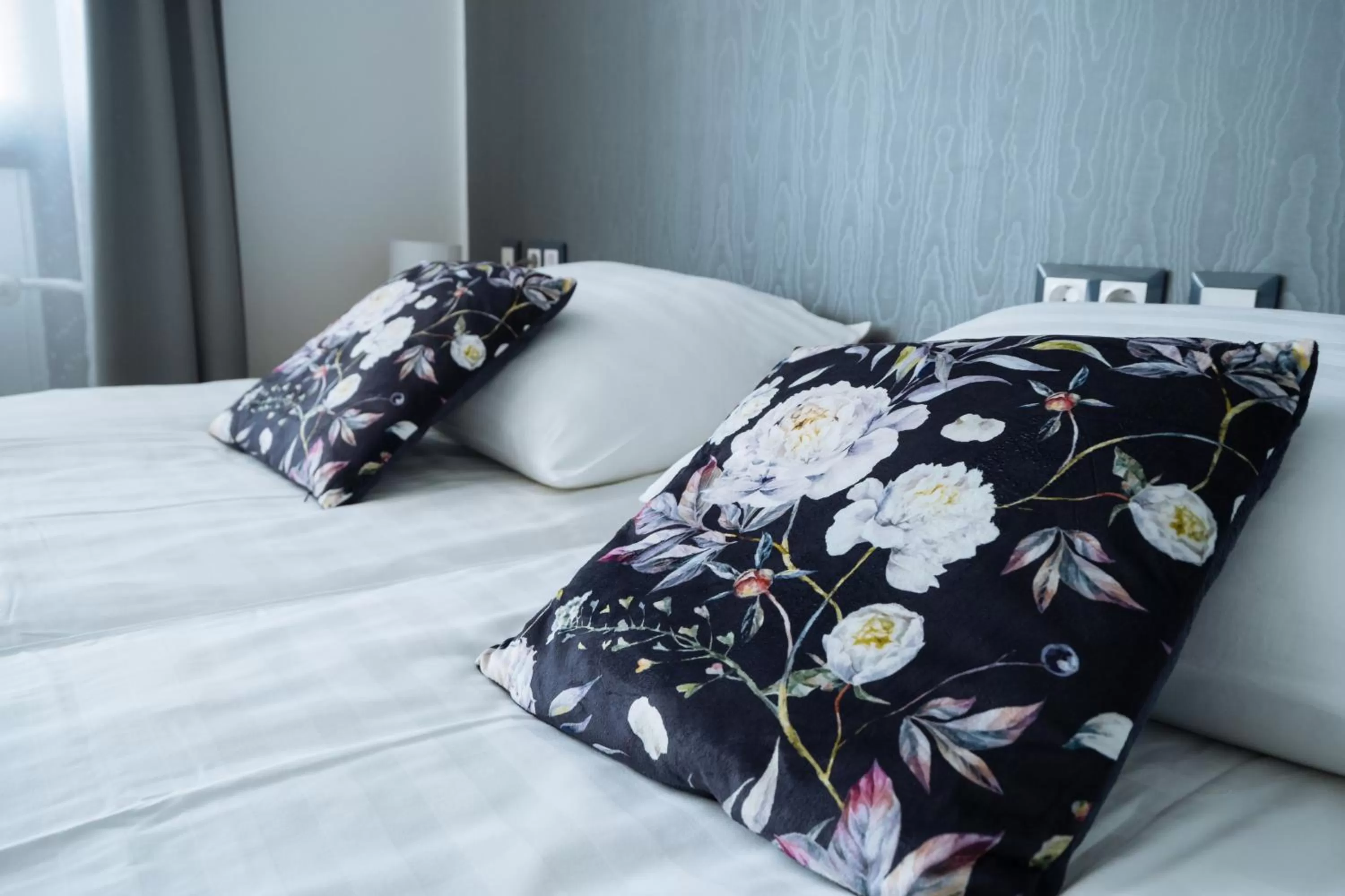 Photo of the whole room, Bed in Hotel GH Kolinska