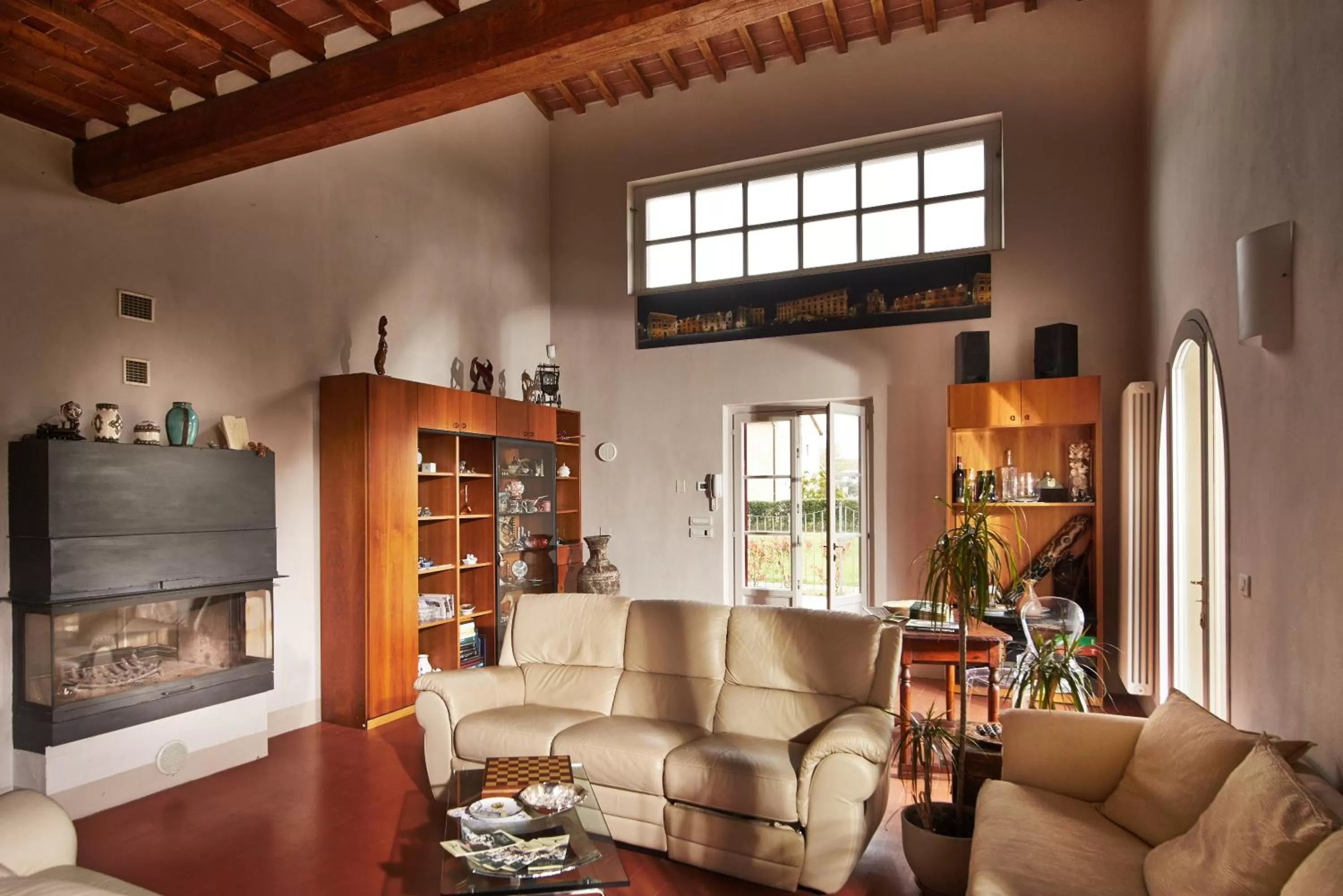 Communal lounge/ TV room in Cascina Canova