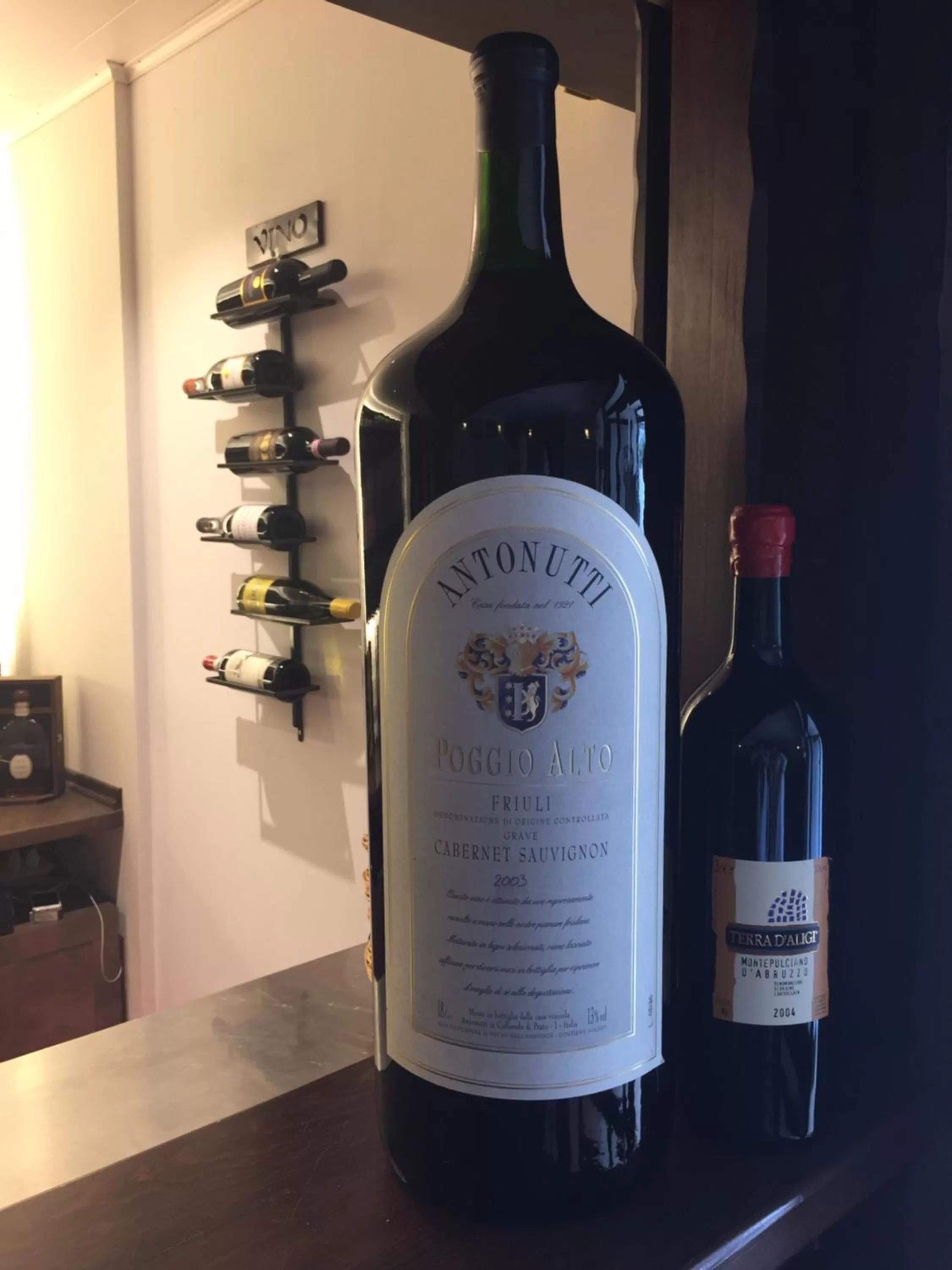 Restaurant/places to eat in Hotel Colosseum