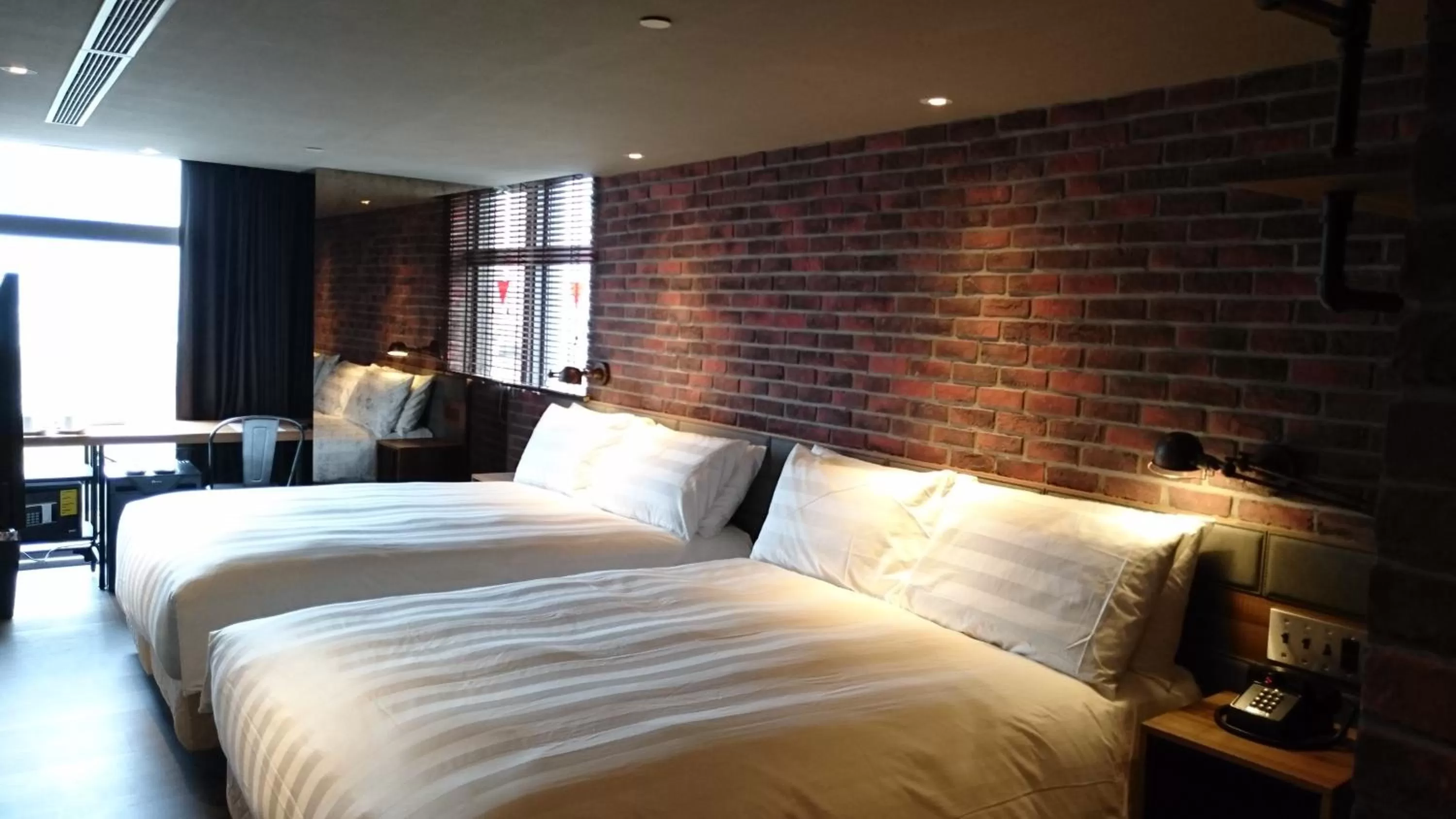 Bed in City Suites - Kaohsiung Pier2