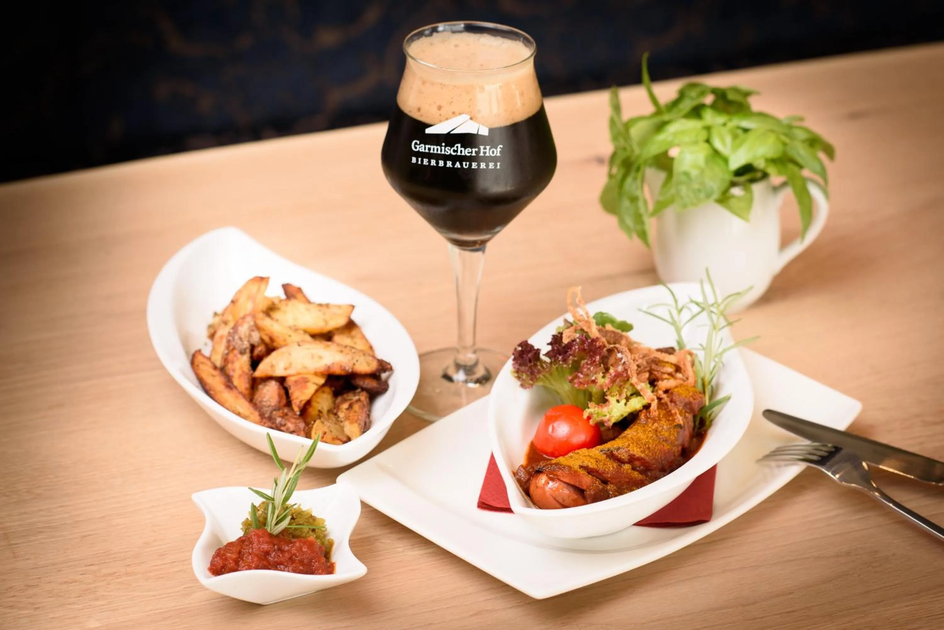 Restaurant/places to eat in Biohotel Garmischer Hof