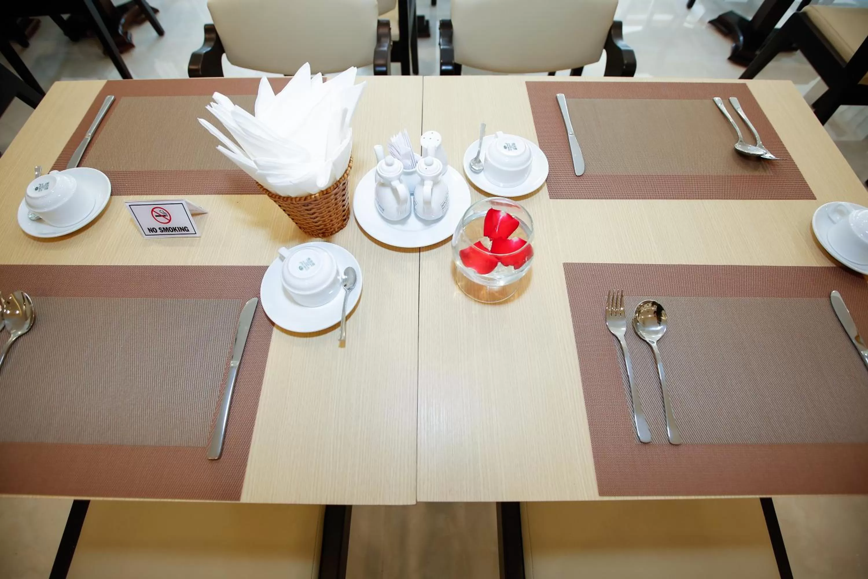 Breakfast in ALUNA Ben Thanh Hotel