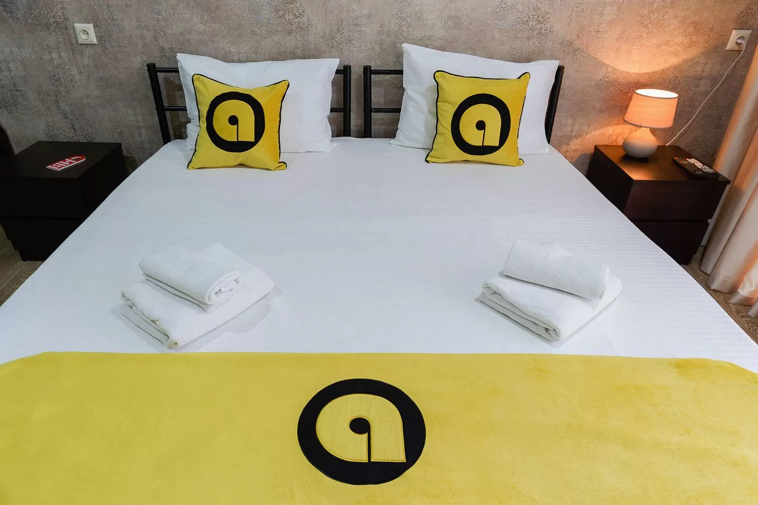 Bedroom, Bed in Aura Plaza Hotel