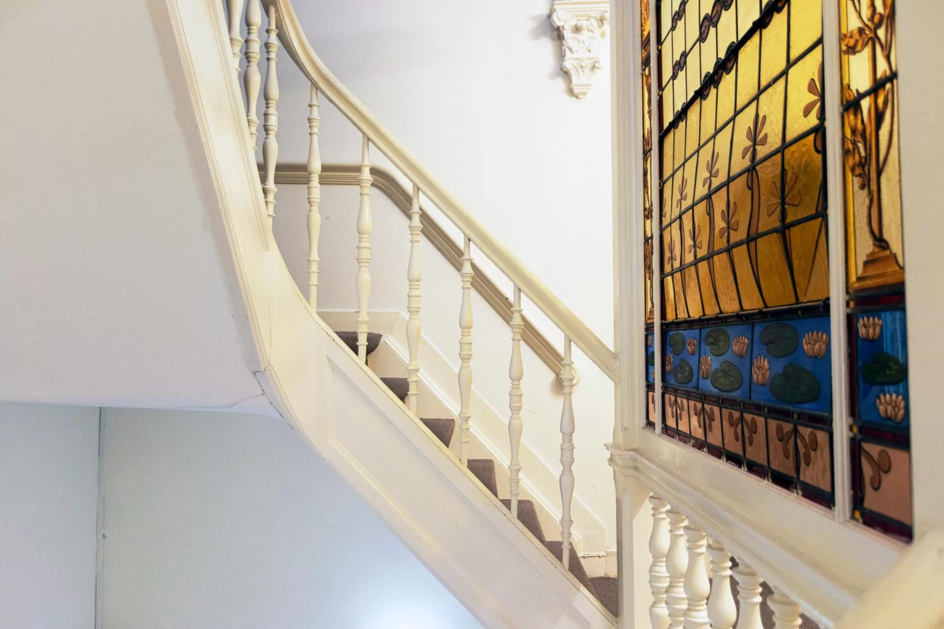 Property building in Quentin England Hotel