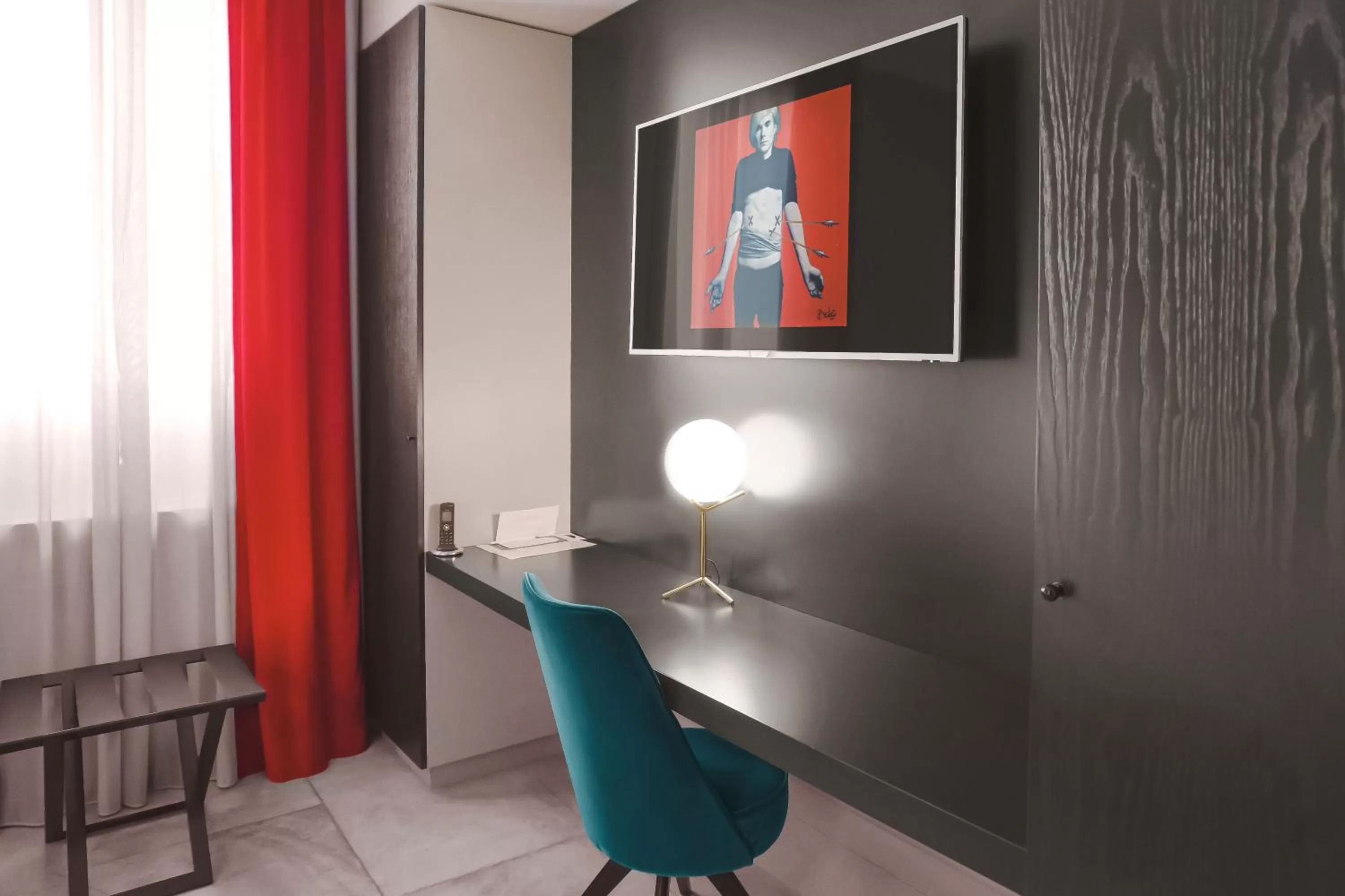 Communal lounge/ TV room in Palazzo Cornalia