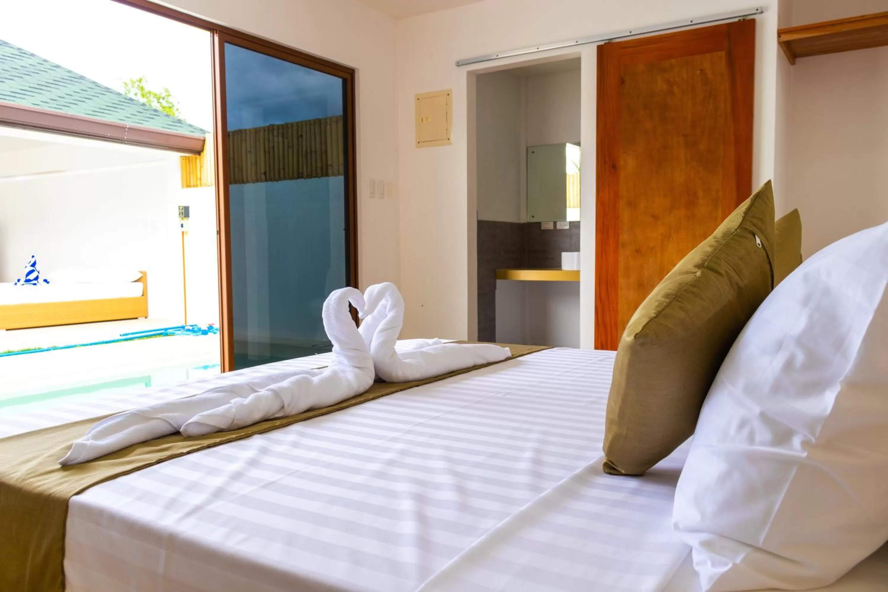 Bed in Montecarlo Villas Panglao