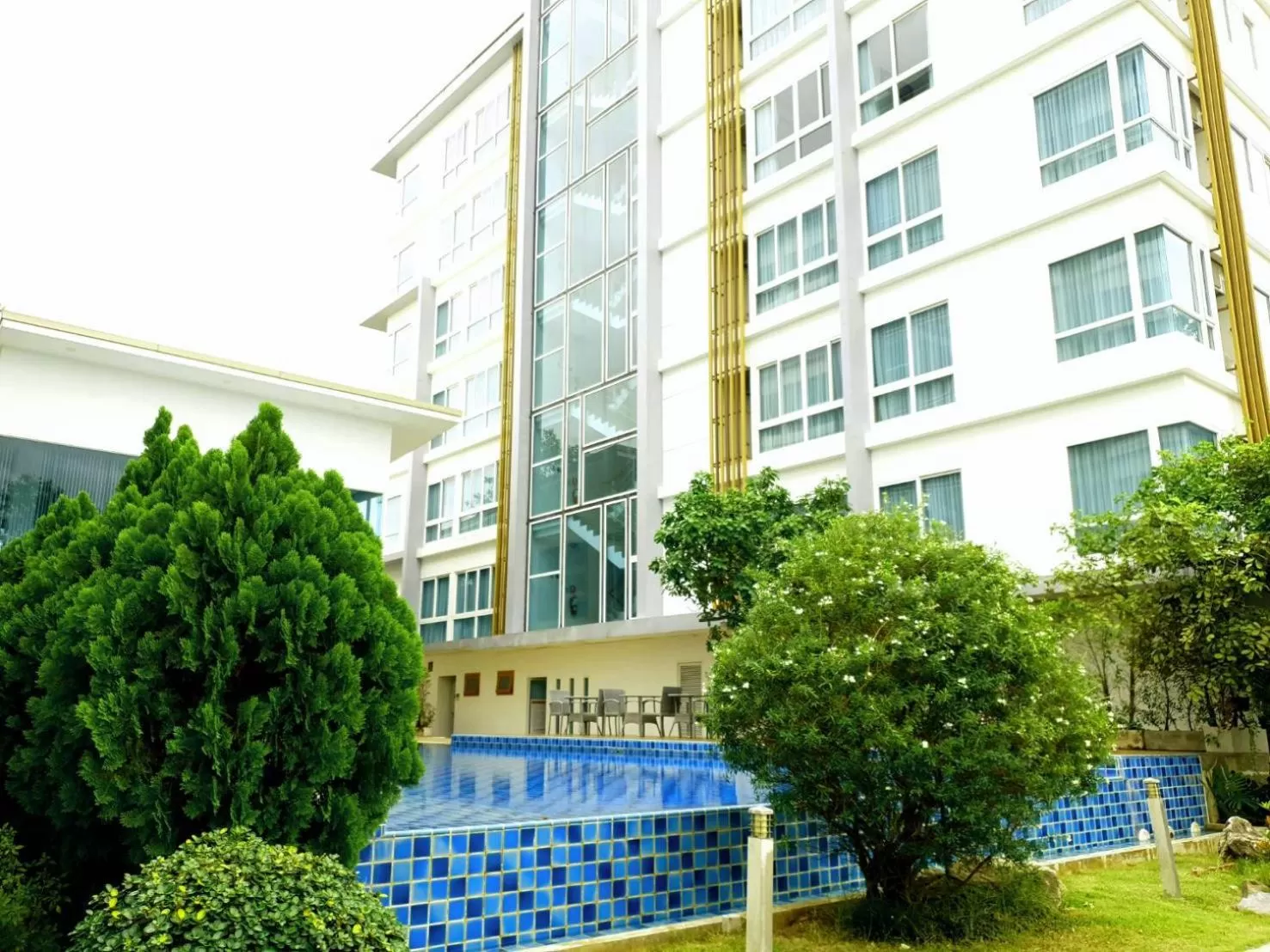 Property building in Hinoki Hotel - ONSEN Chiang Mai