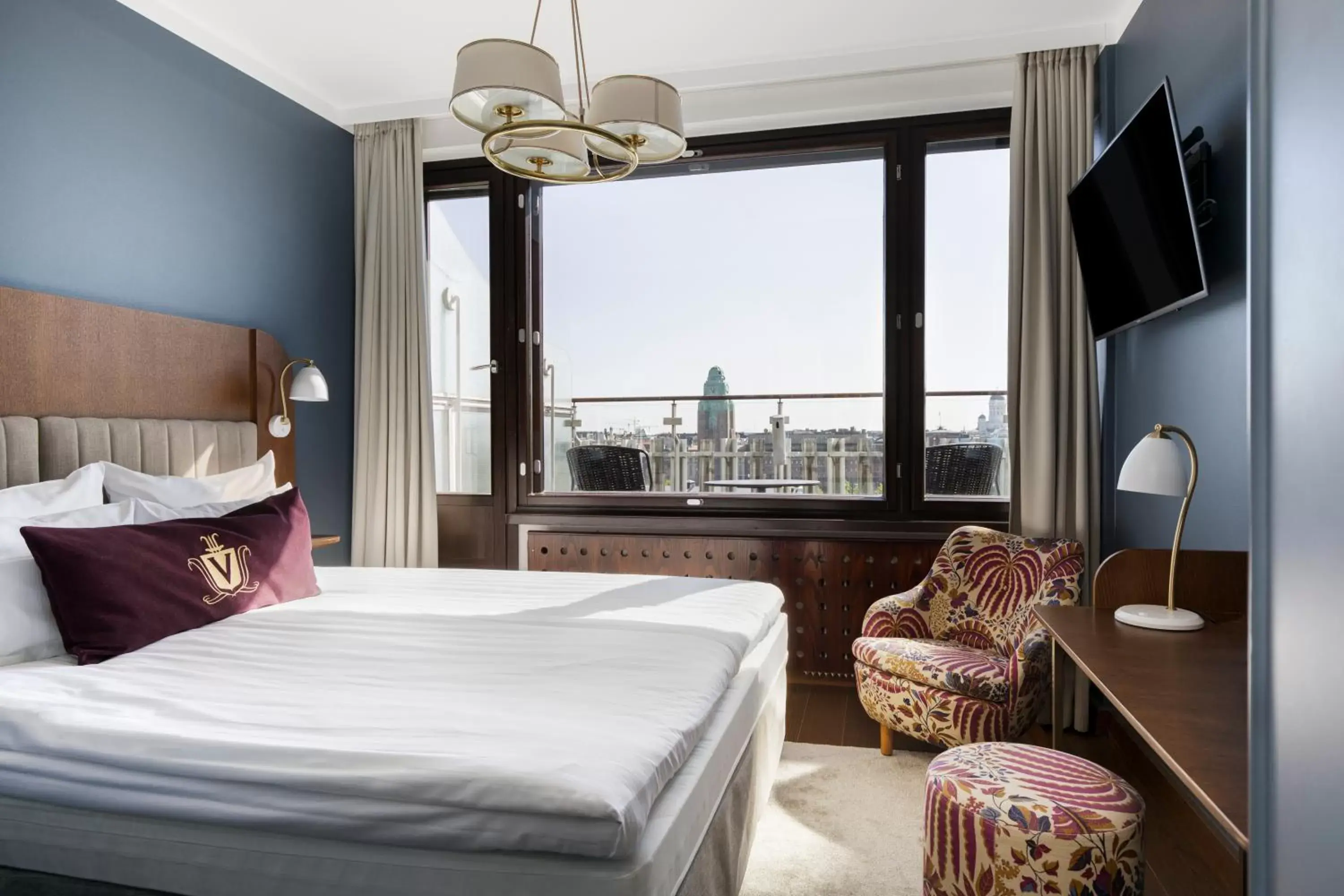 Superior Queen Room in Original Sokos Hotel Vaakuna Helsinki Superior Queen Room in Original Sokos Hotel Vaakuna Helsinki