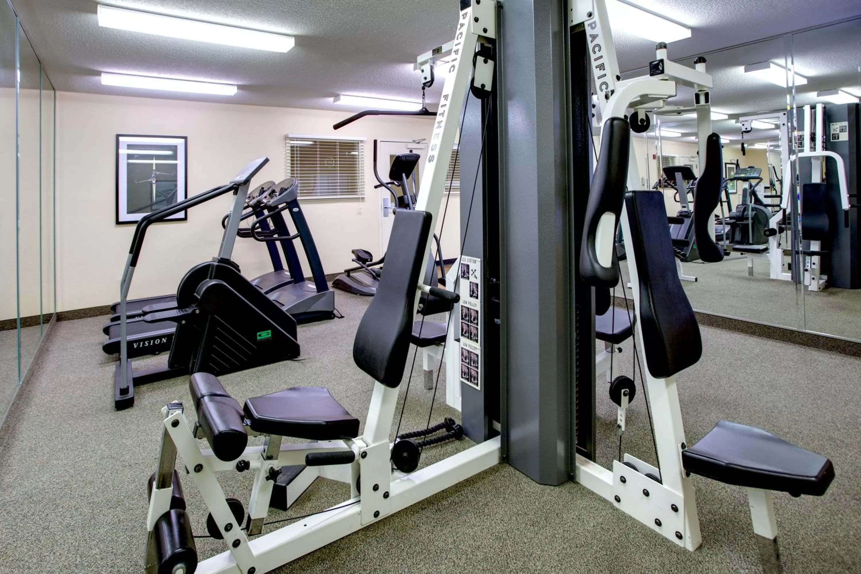 Fitness centre/facilities in Candlewood Suites Raleigh Crabtree by IHG