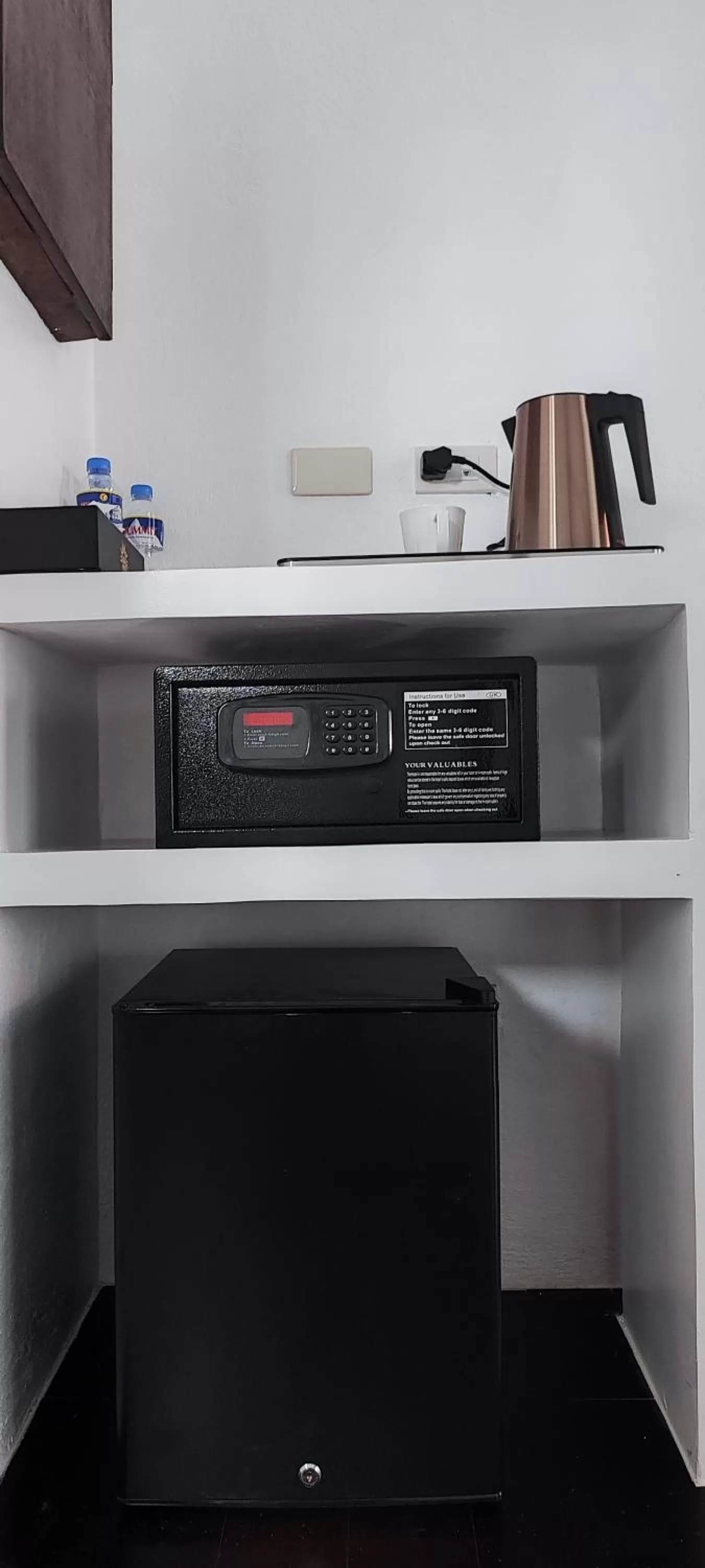 Coffee/tea facilities in Carpe Diem Villas & Resort Dive & Stay resort