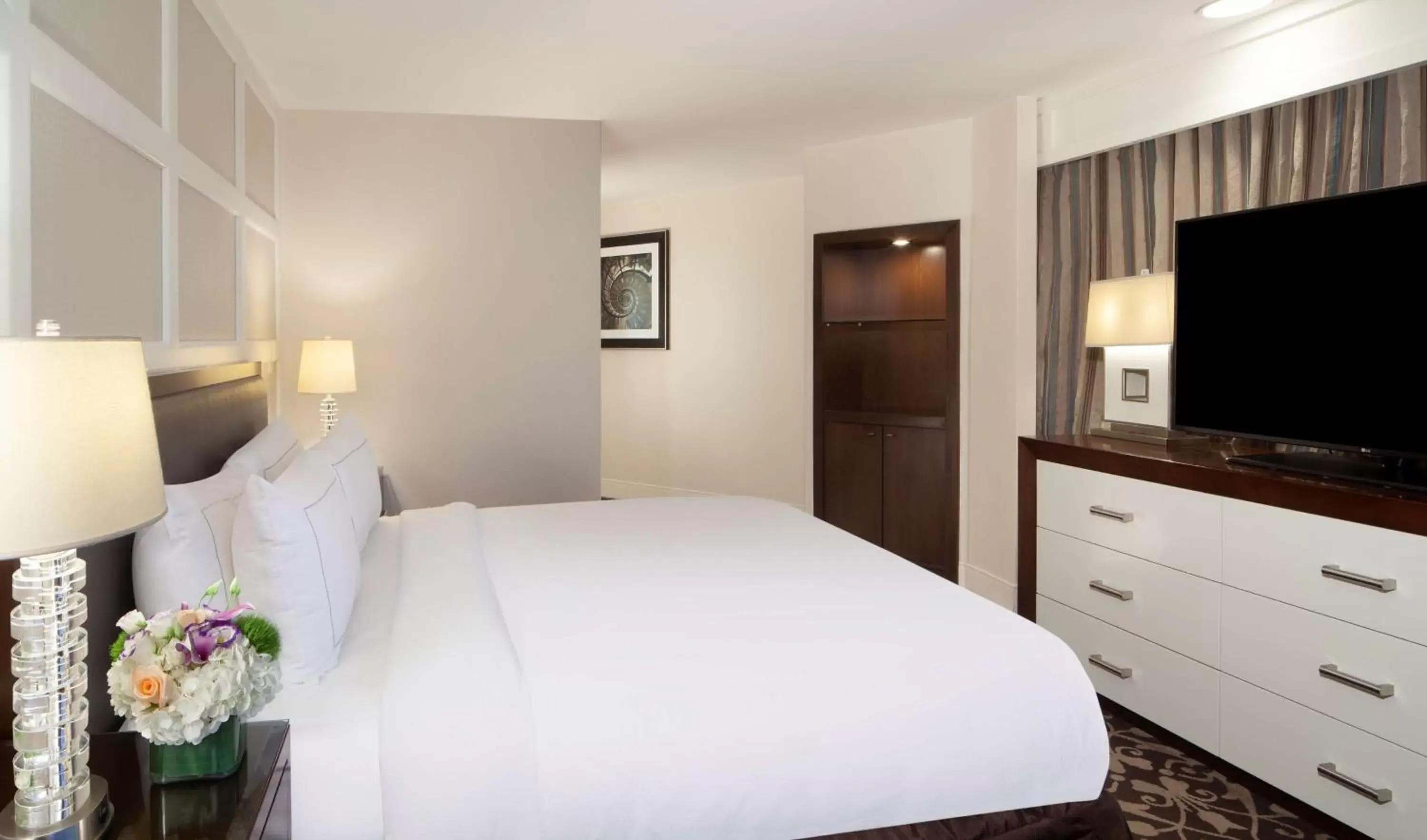 King Room with Panoramic View in Hilton Boston Back Bay King Room with Panoramic View in Hilton Boston Back Bay