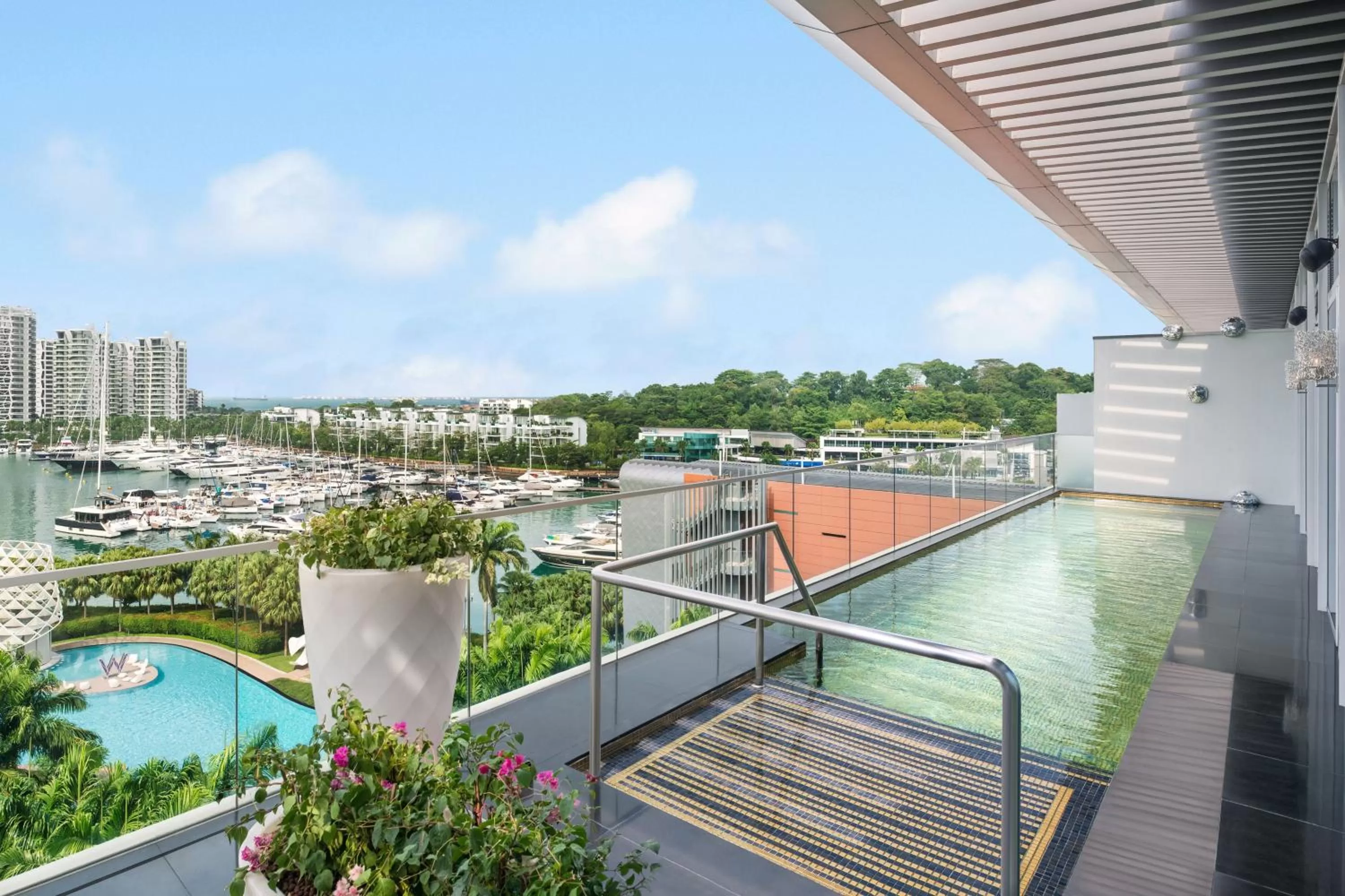 Swimming pool in W Singapore - Sentosa Cove