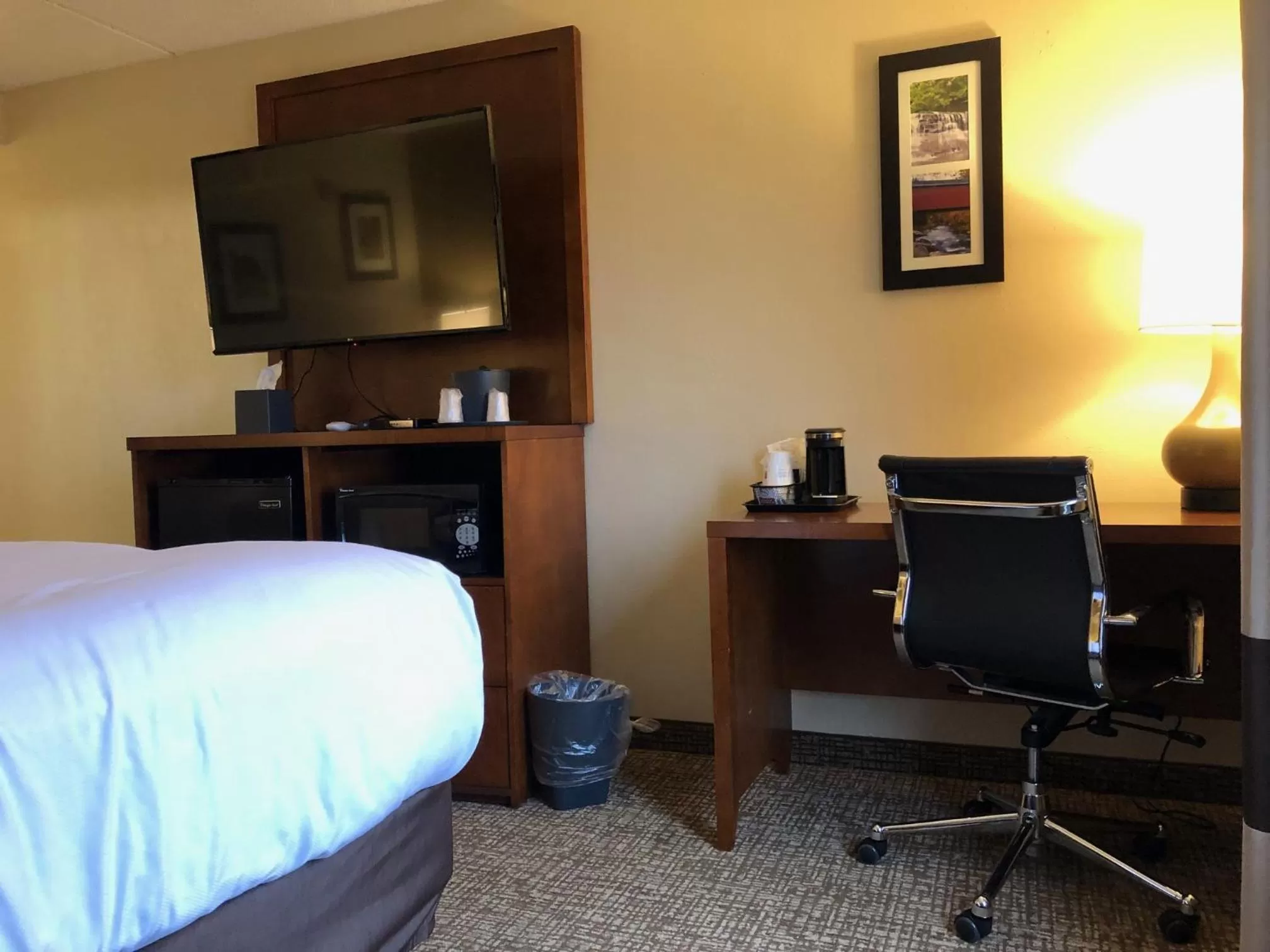 TV and multimedia in Wingate by Wyndham Grove City