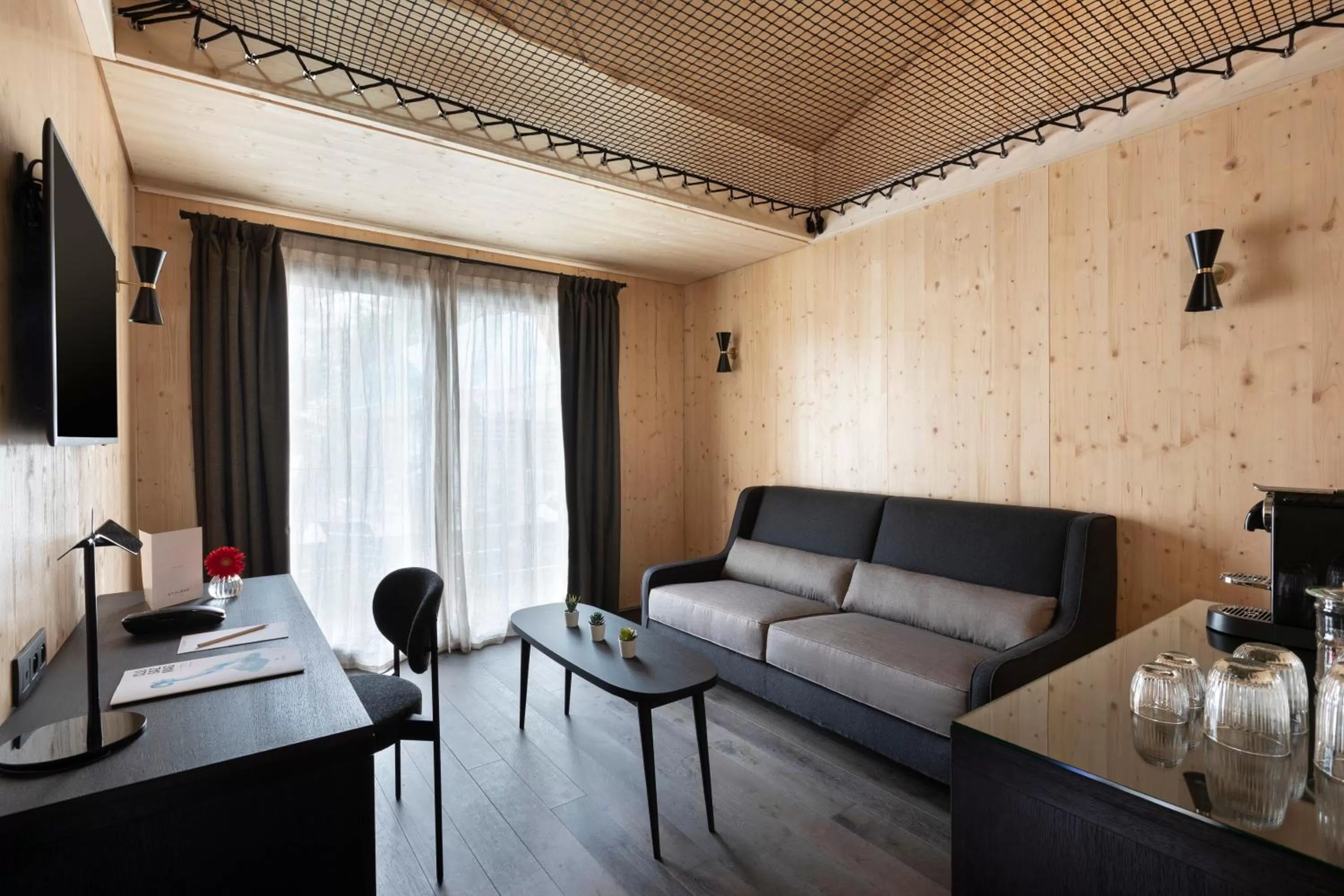 Photo of the whole room in St-Alban Hotel & Spa