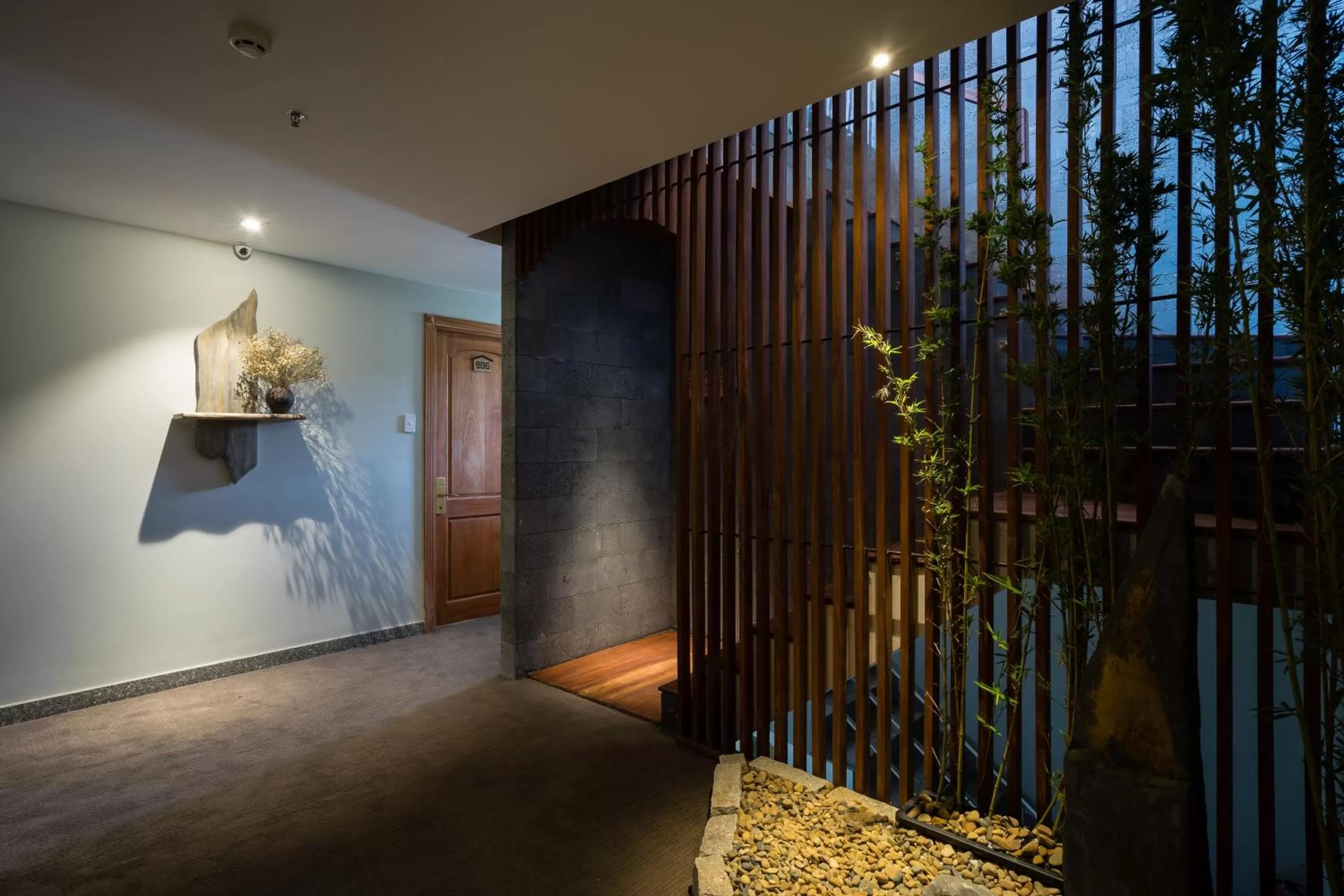 Decorative detail in Silverland Yen Hotel