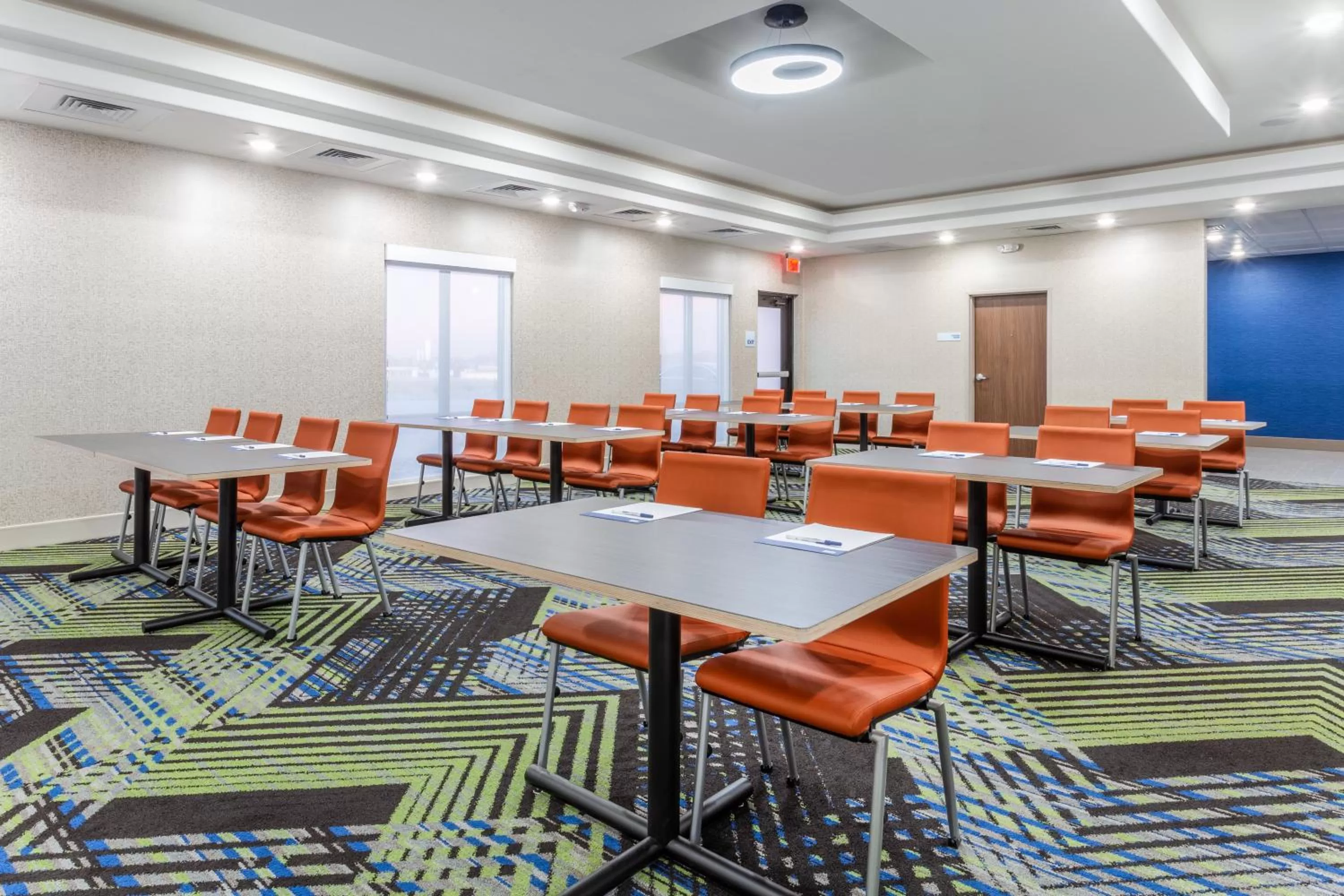 Meeting/conference room in Holiday Inn Express & Suites Kearney by IHG