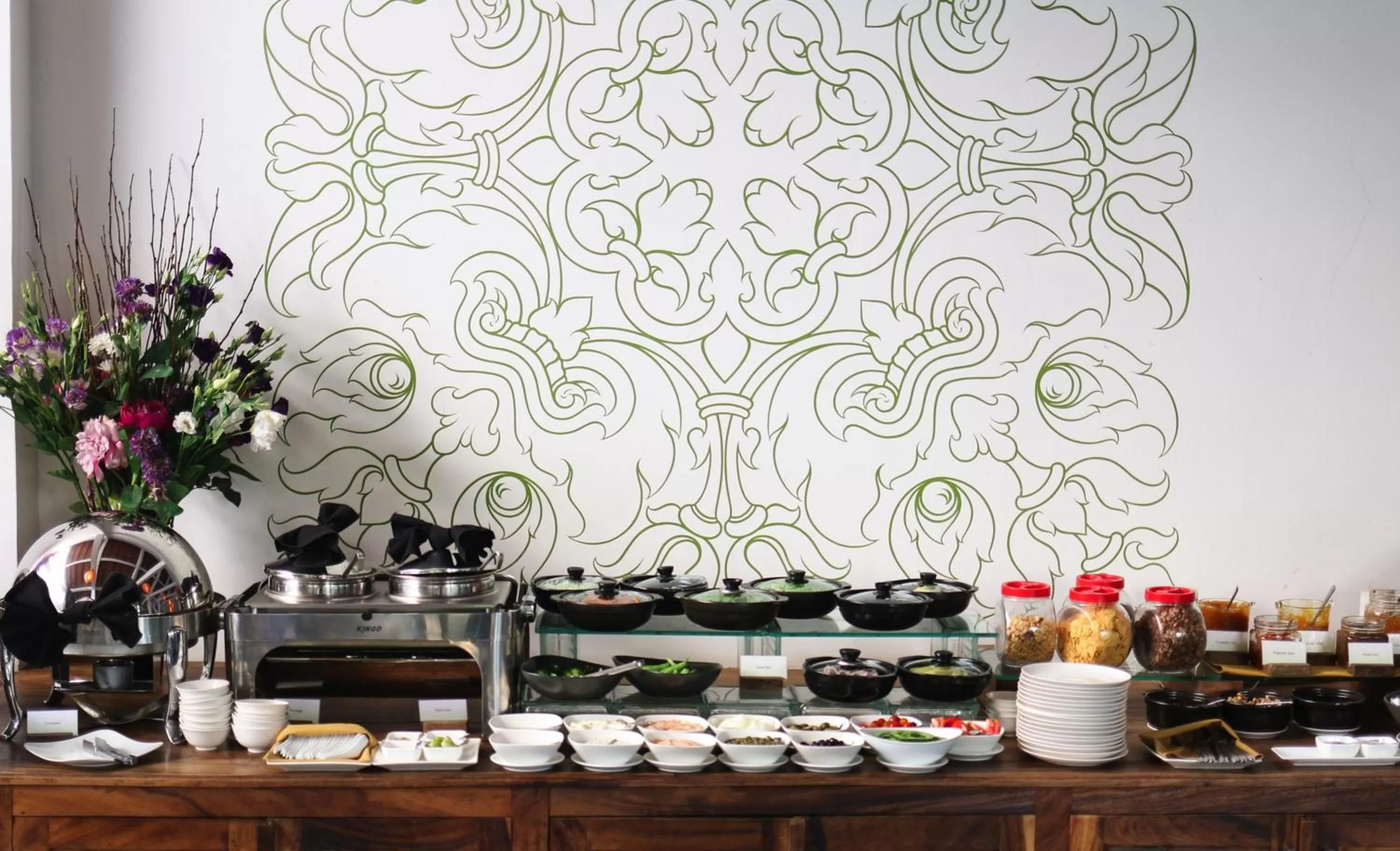 Restaurant/places to eat in Plantation Urban Resort & Spa